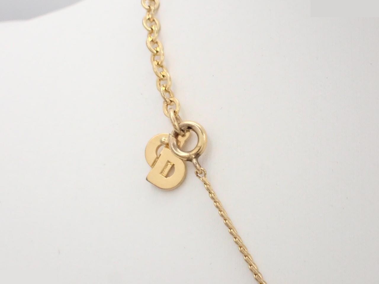 CD logo necklace/pendant, gold, with stone, neck circumference approximately 45cm. — view 2