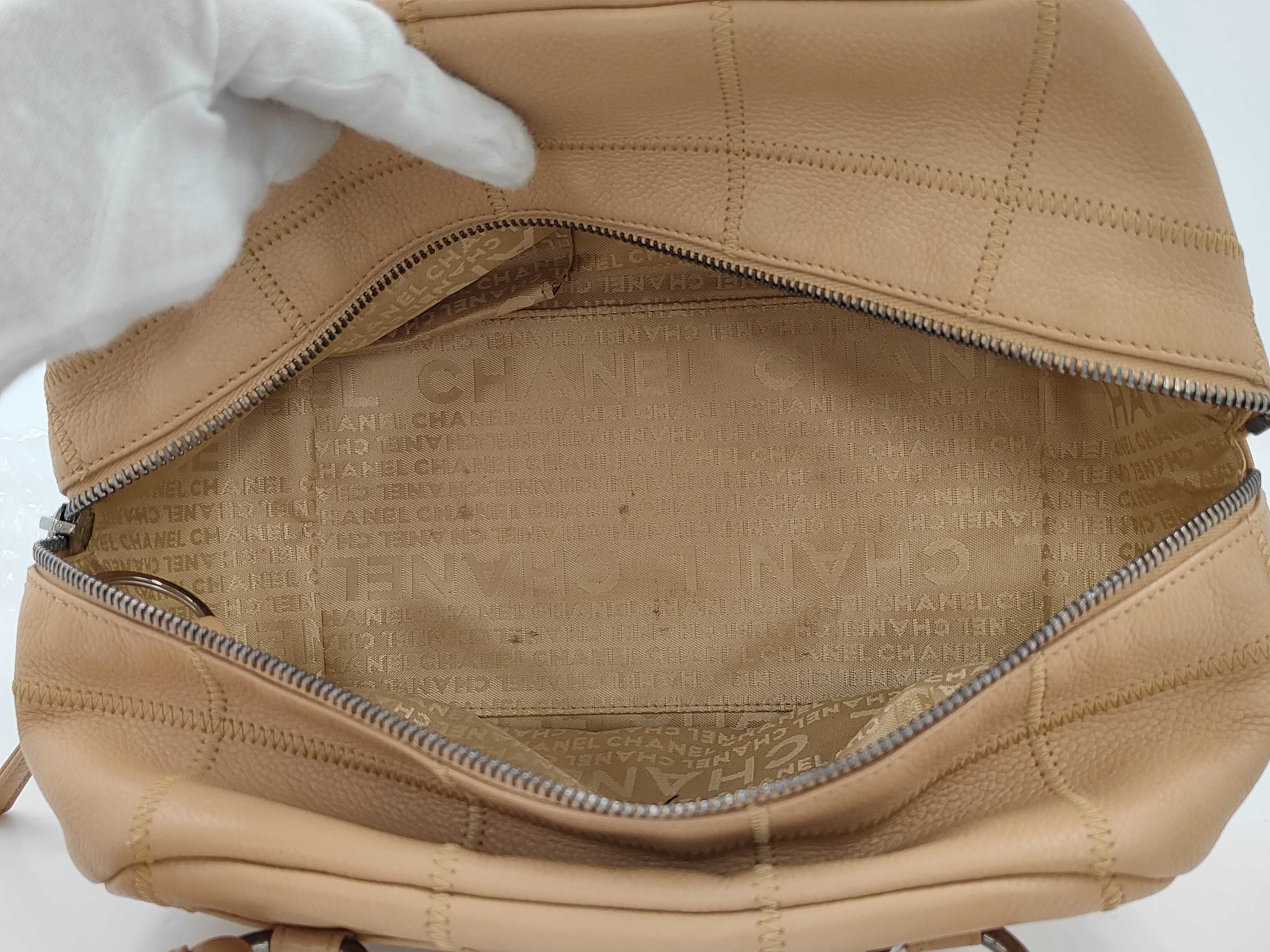 Chocolate Bar Mini Handbag (VO8209) Boston Bag — view 9