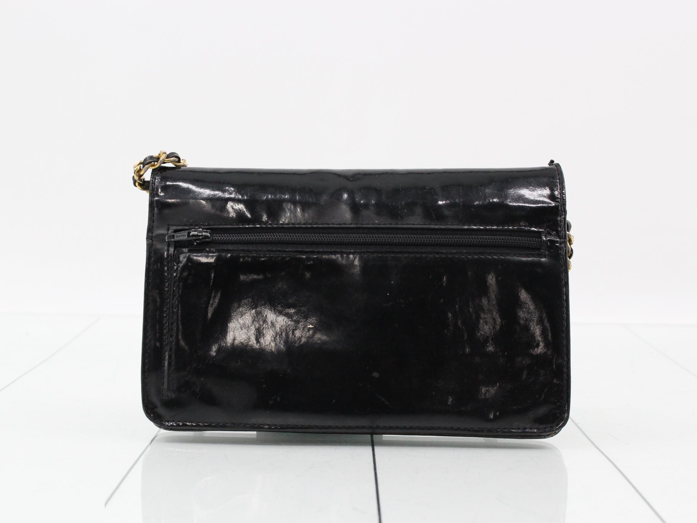 Enamel Coco Mark Chain Wallet — view 2
