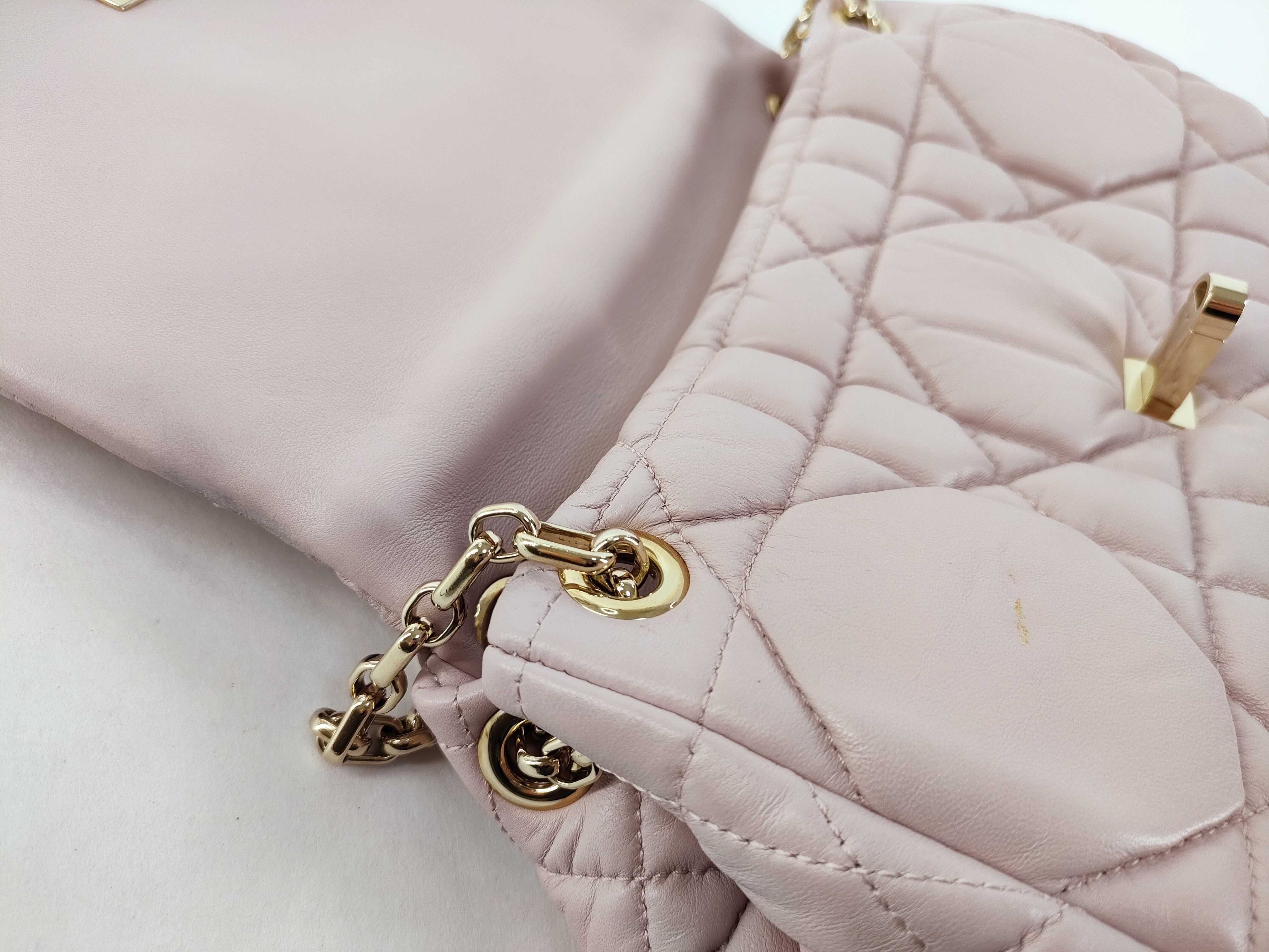 Chain Shoulder Bag / Quilted / 01-B0-0152 Shoulder Bag — view 8