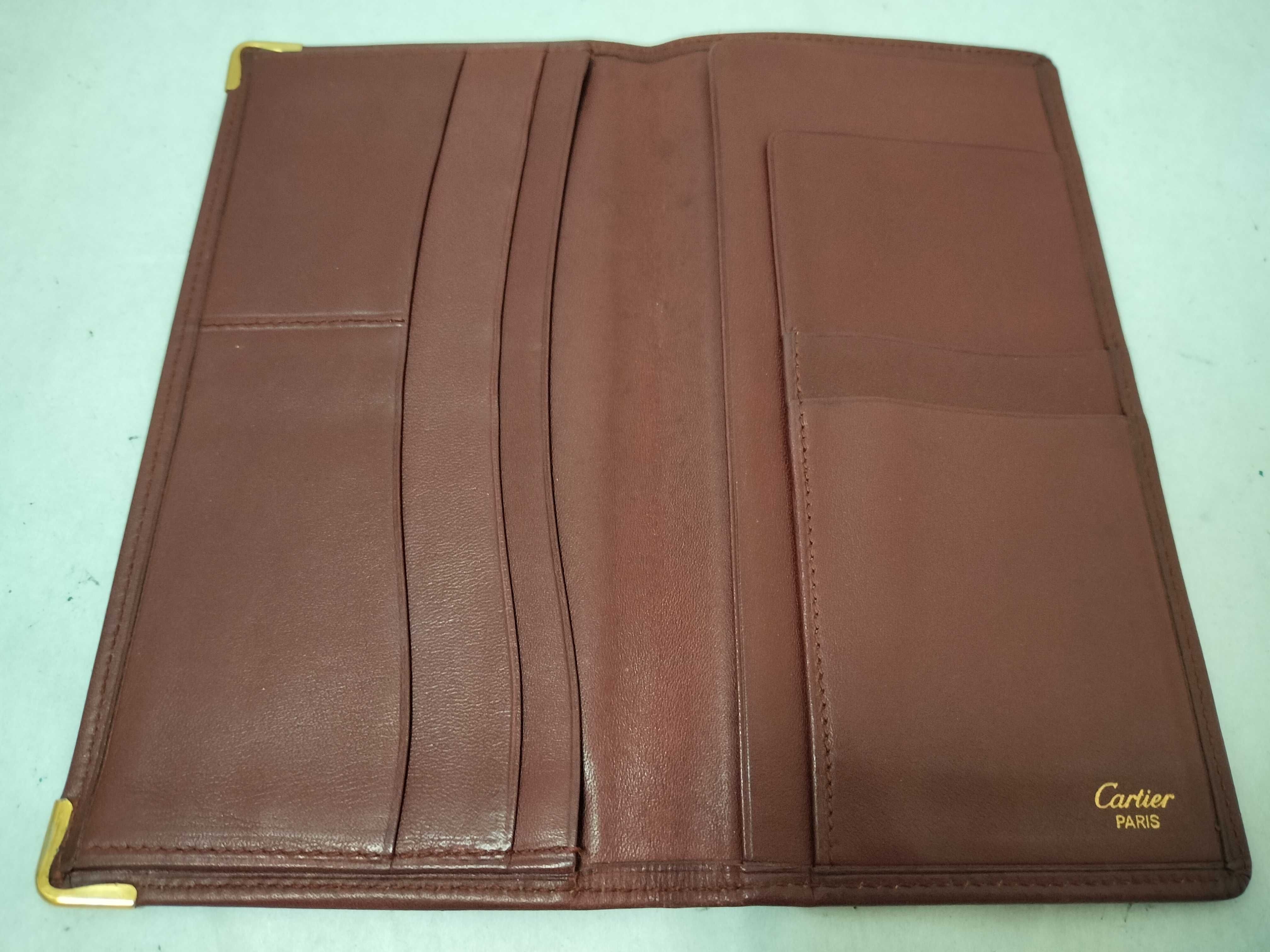 Must line long wallet/billfold — view 8