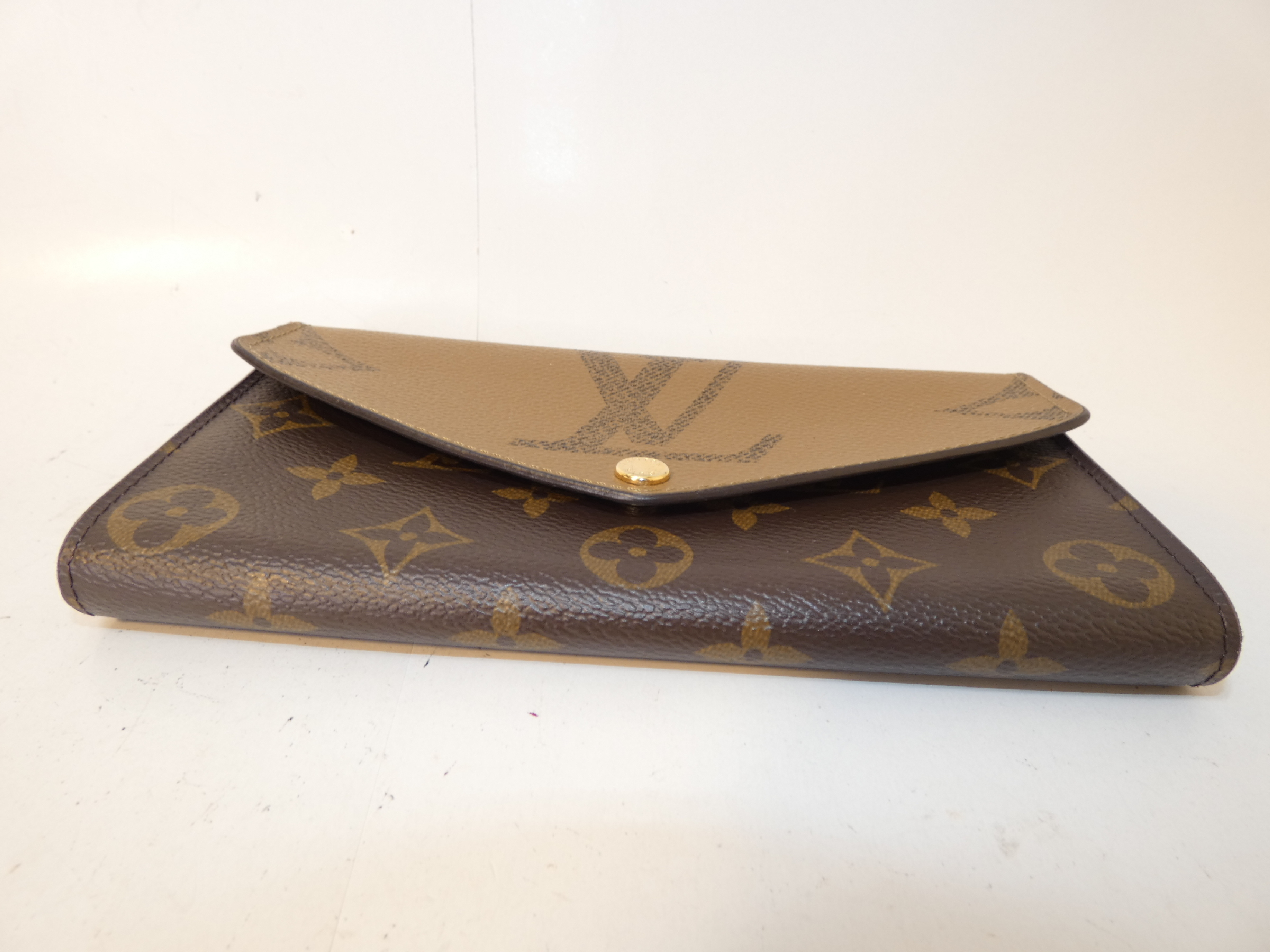 Monogram Giant Reverse Portefeuille Sarah Long Wallet — view 4