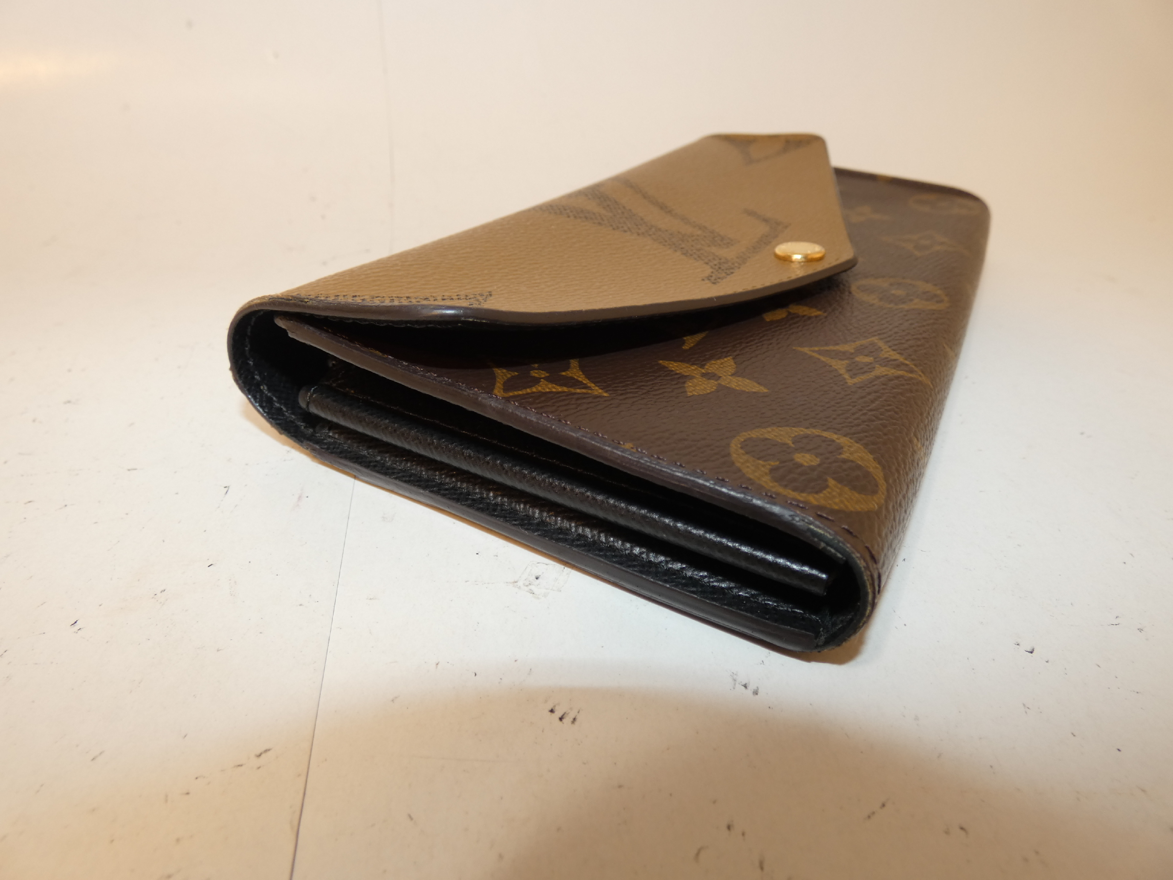 Monogram Giant Reverse Portefeuille Sarah Long Wallet — view 5