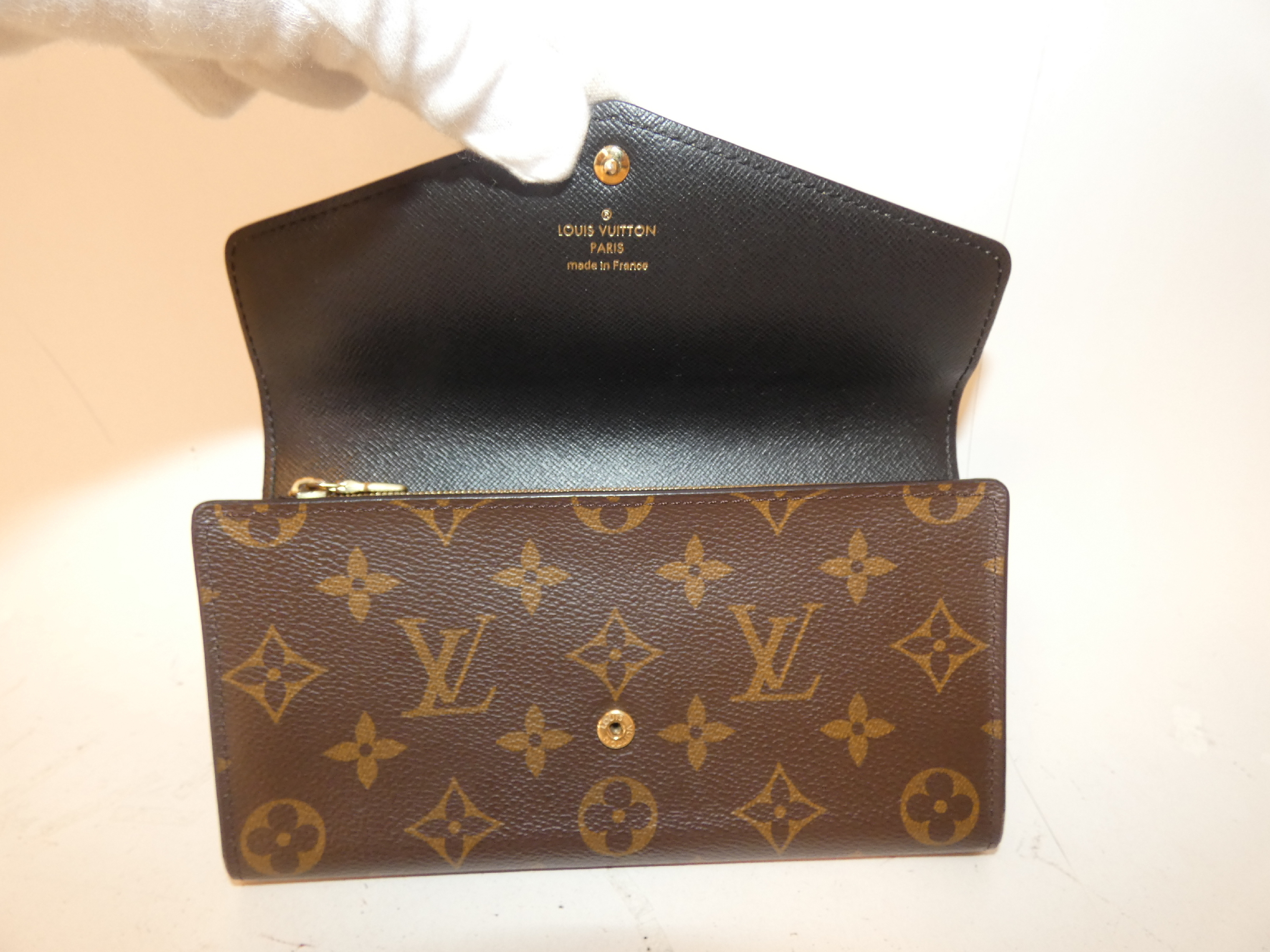 Monogram Giant Reverse Portefeuille Sarah Long Wallet — view 8