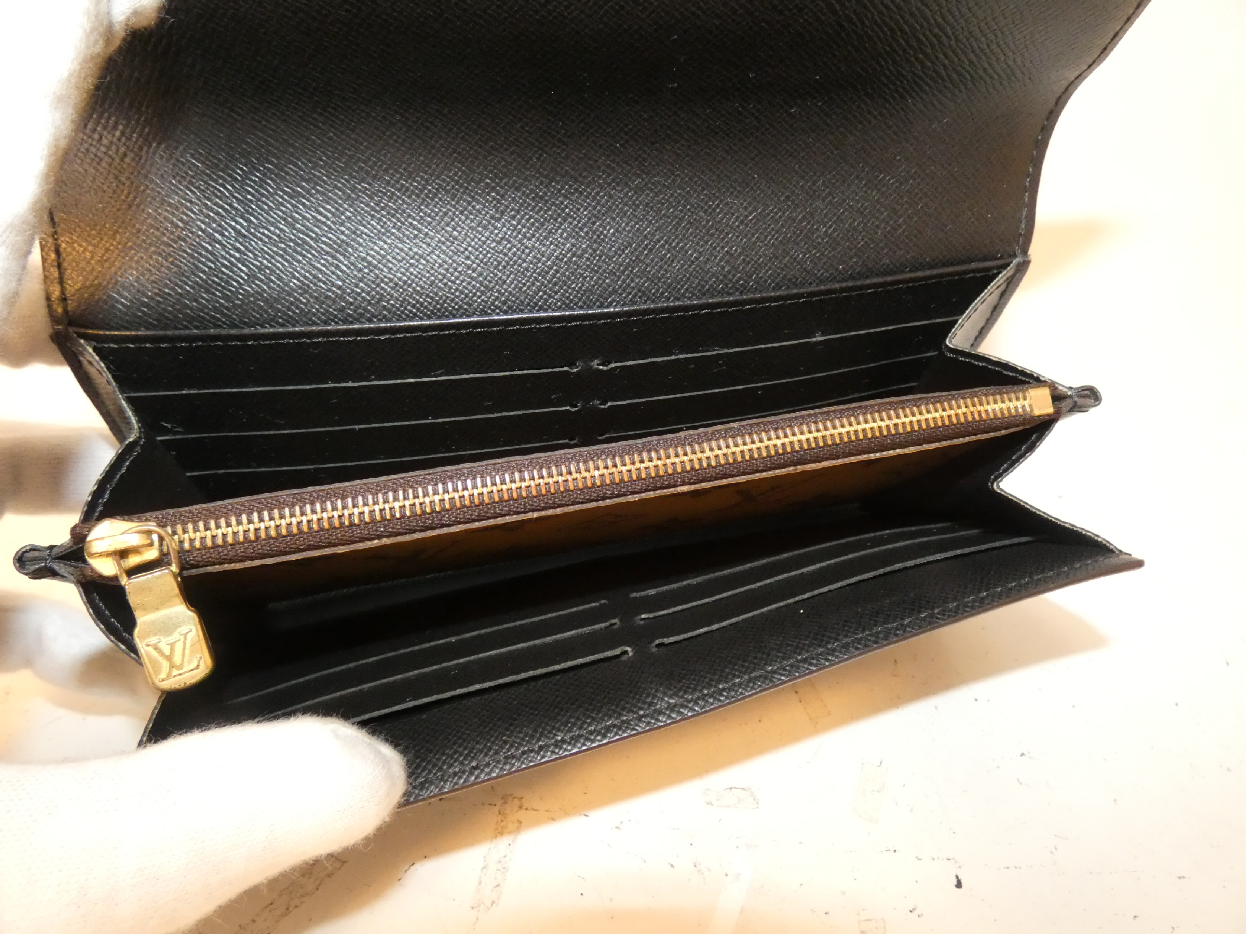 Monogram Giant Reverse Portefeuille Sarah Long Wallet — view 9