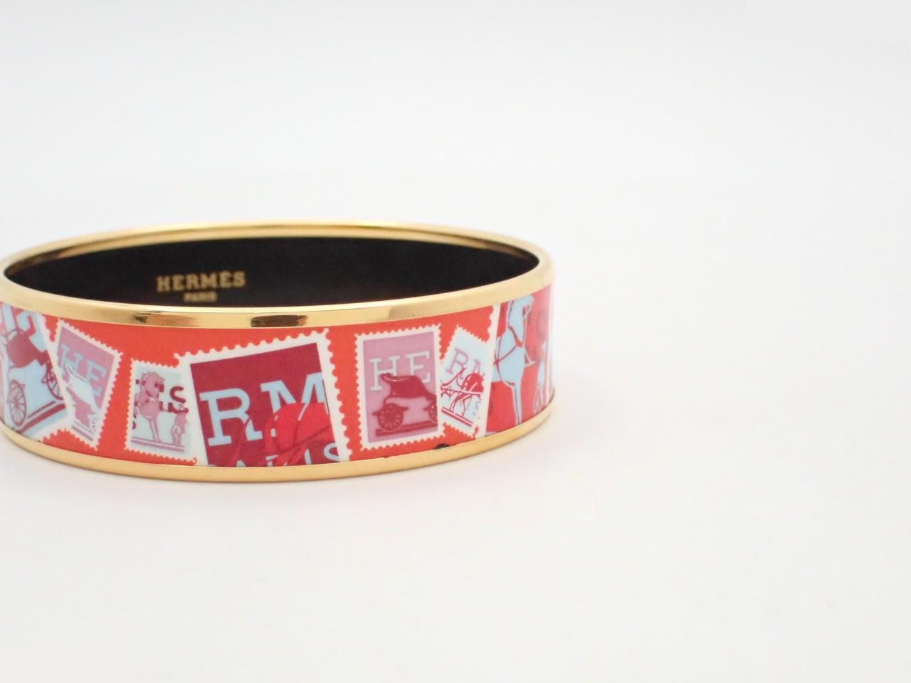 Enamel, wrist circumference approximately 19 cm — view 3