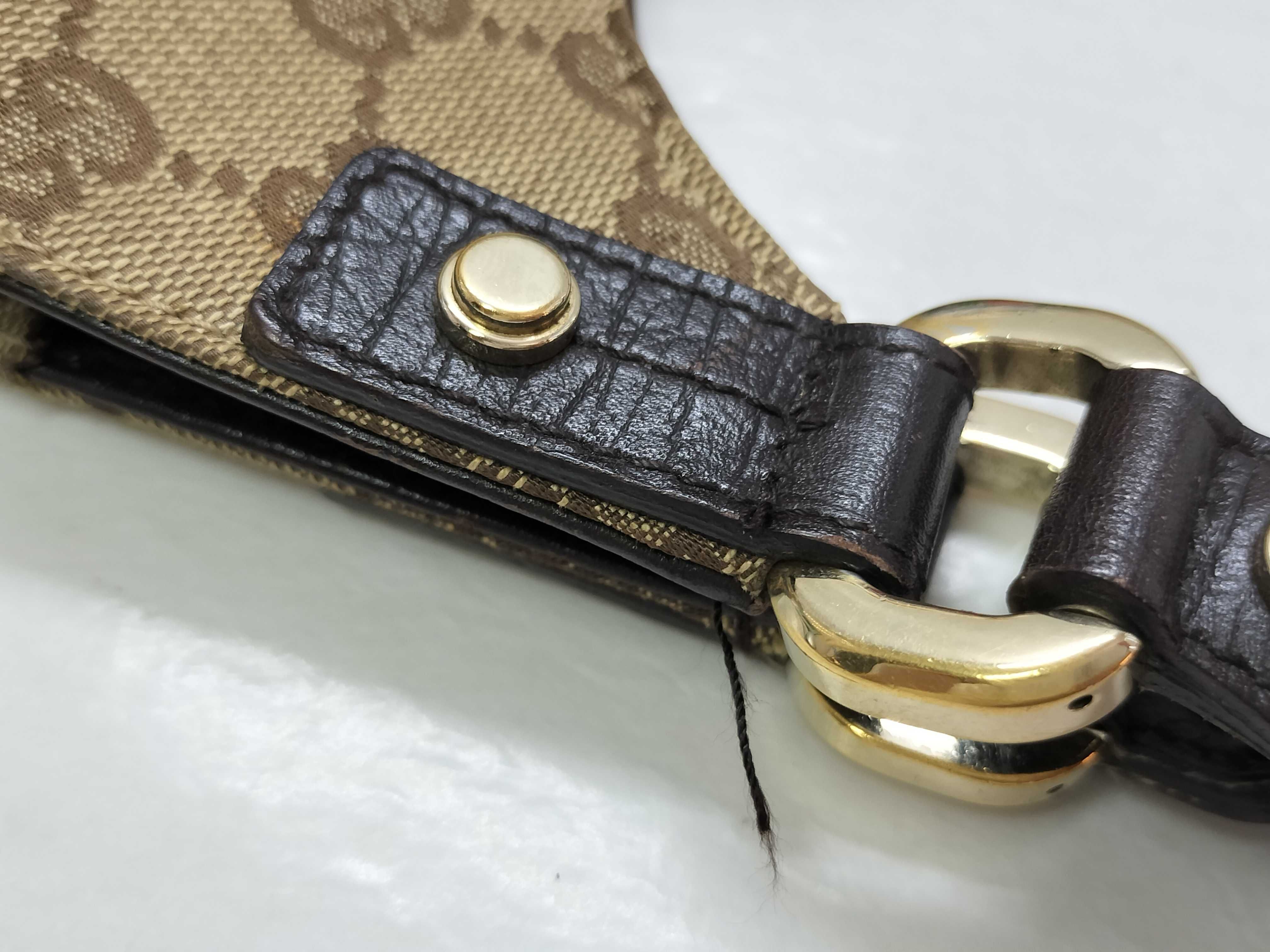 GG Canvas Gucci Handbag — view 5