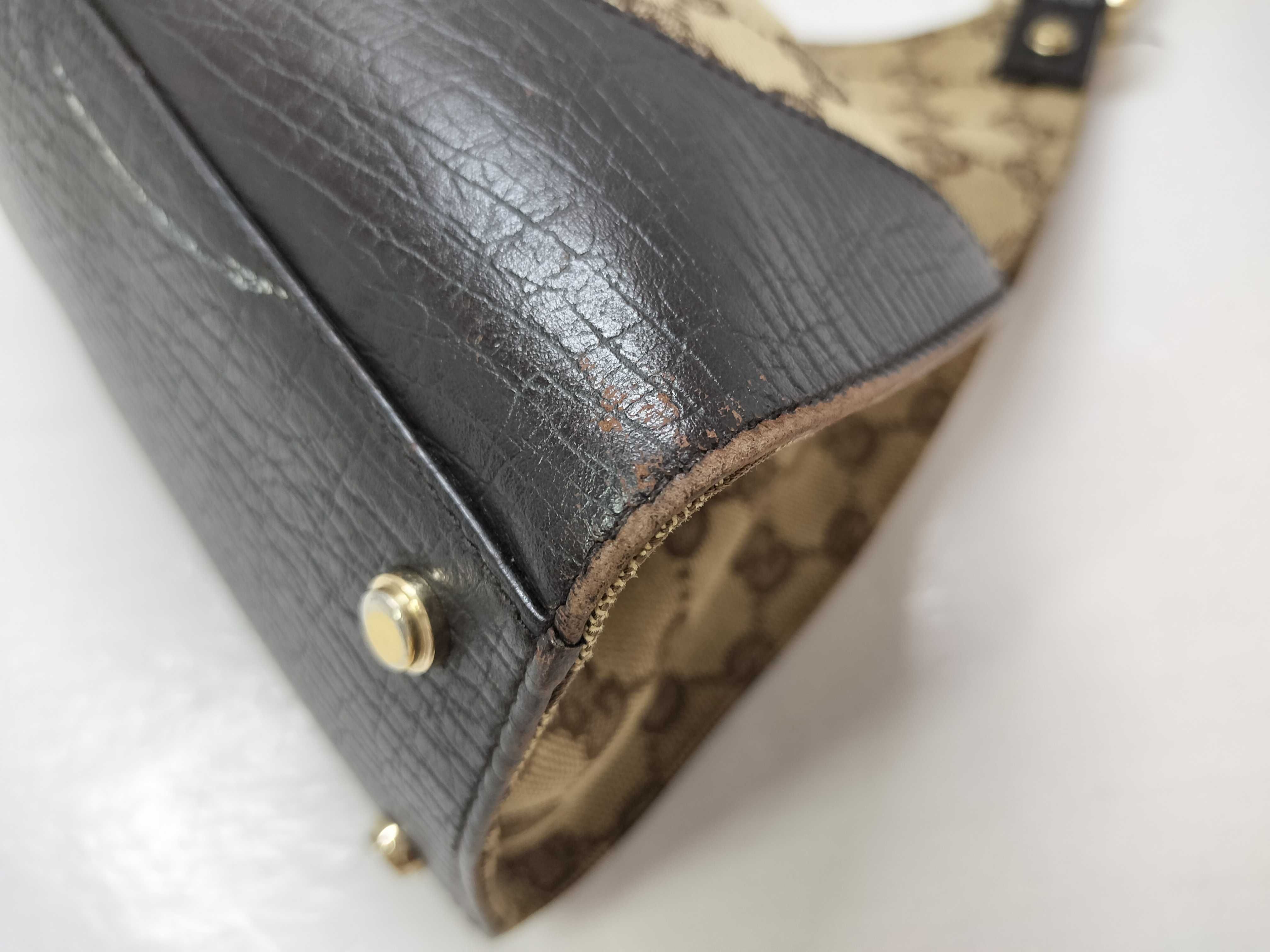GG Canvas Gucci Handbag — view 6