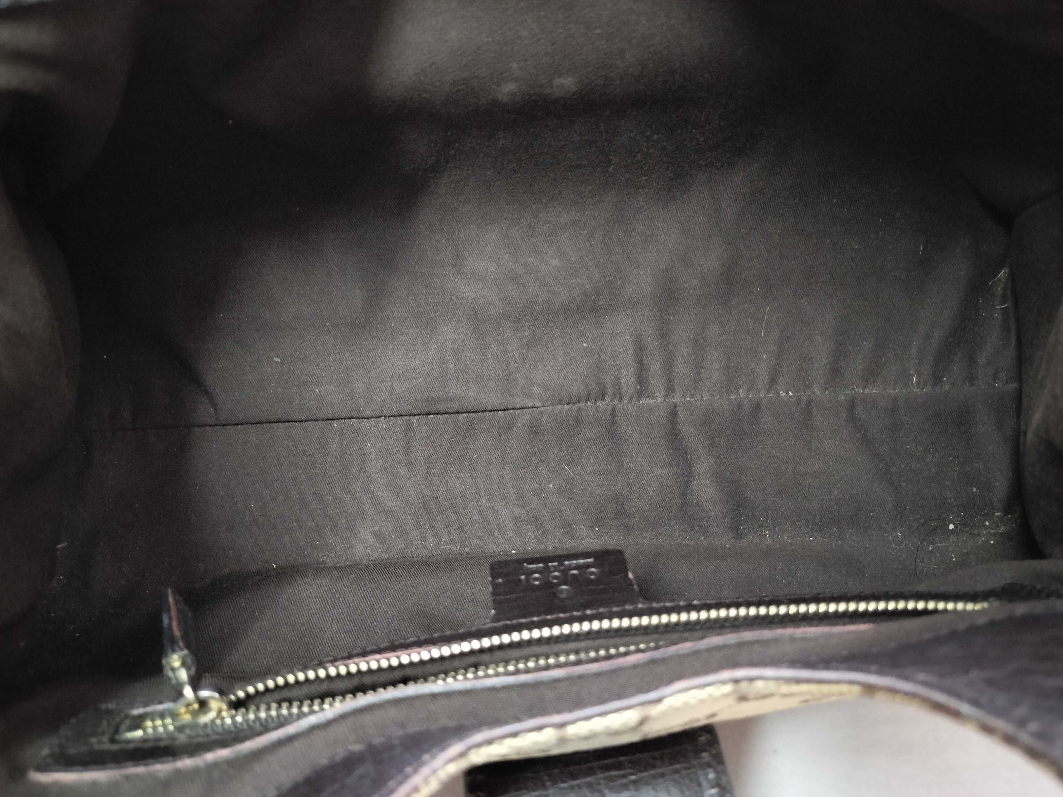 GG Canvas Gucci Handbag — view 7