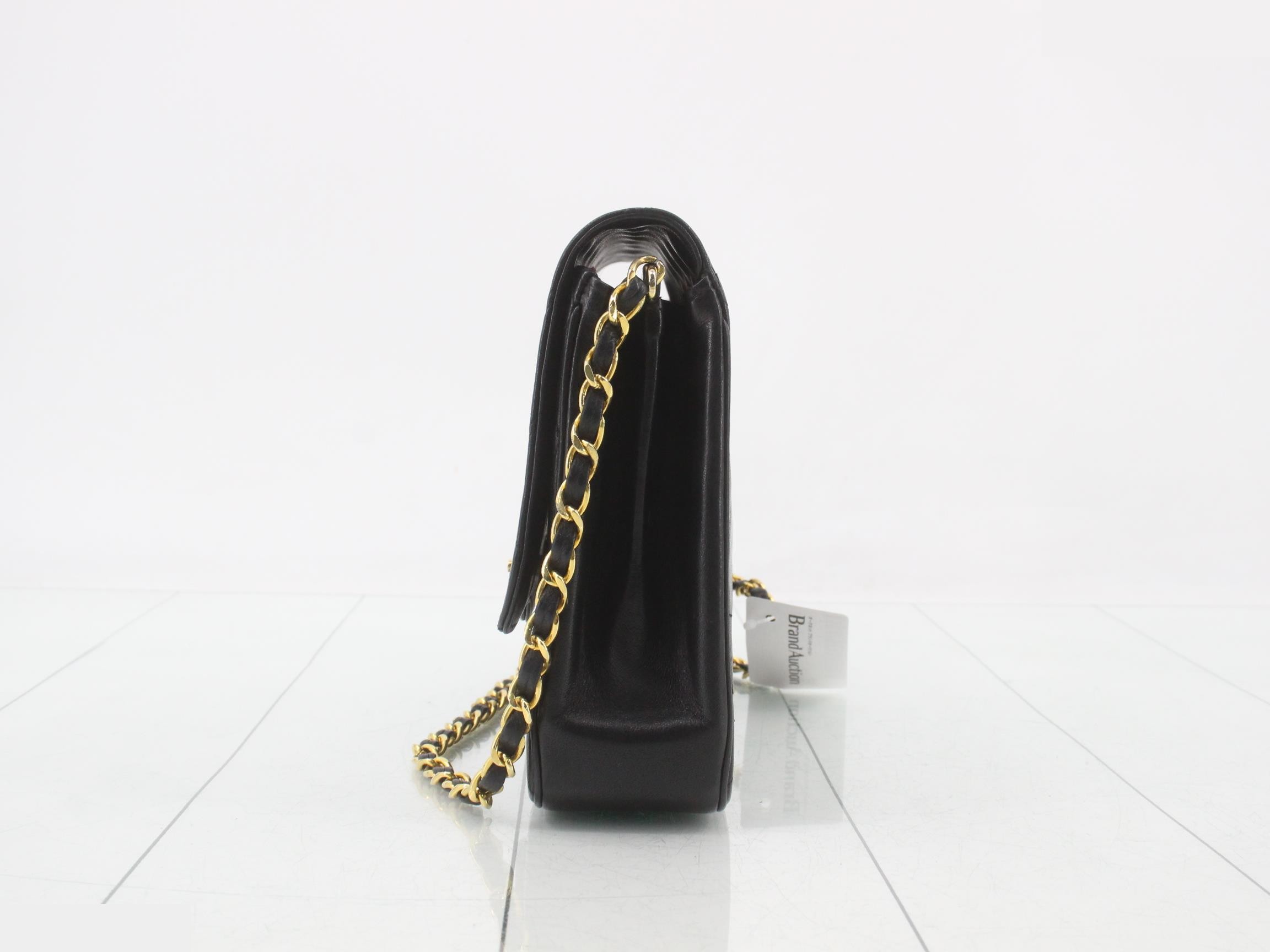 Matelassé Chain Shoulder Bag, Lambskin, Black & Gold — view 3