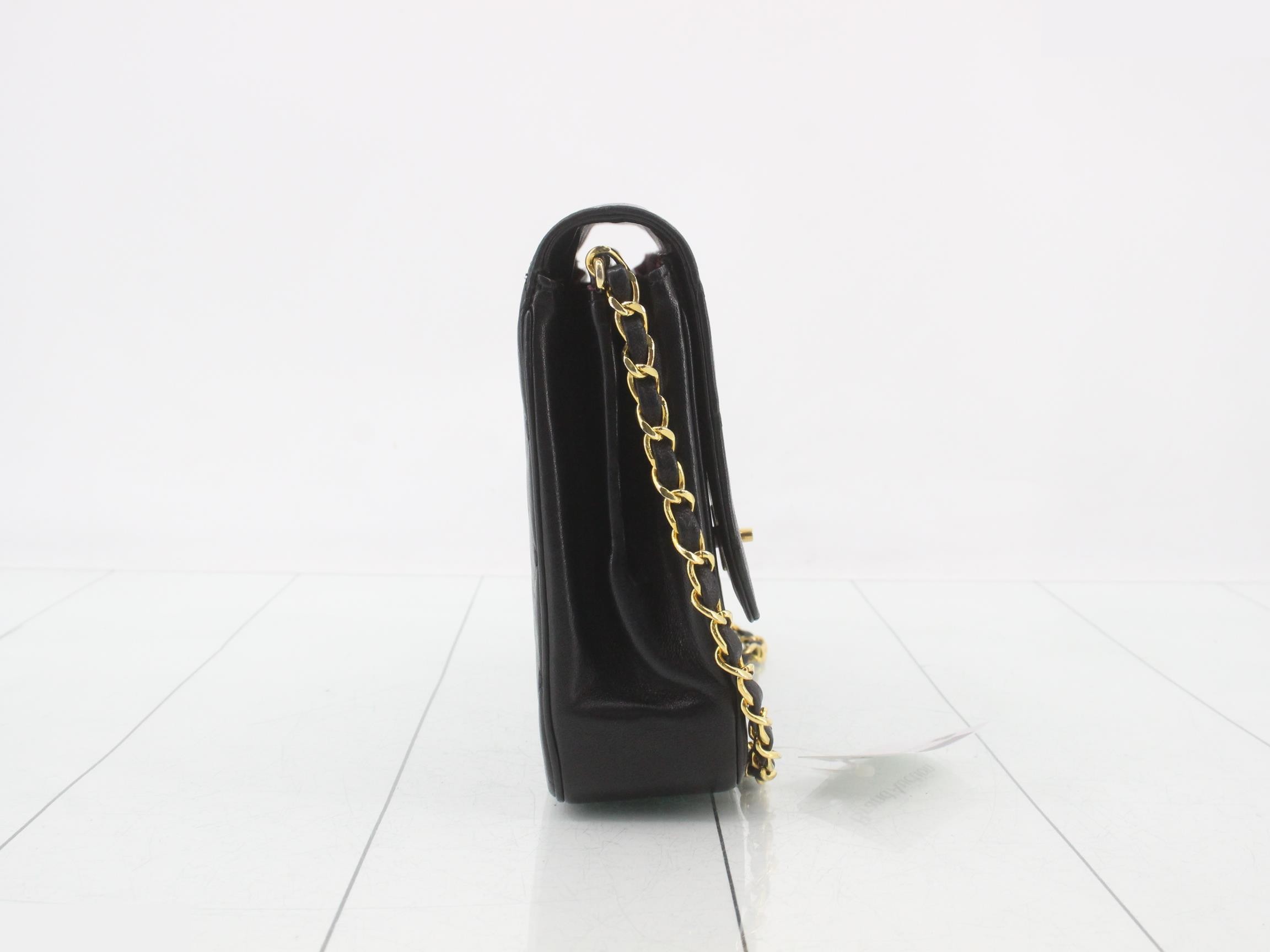 Matelassé Chain Shoulder Bag, Lambskin, Black & Gold — view 4