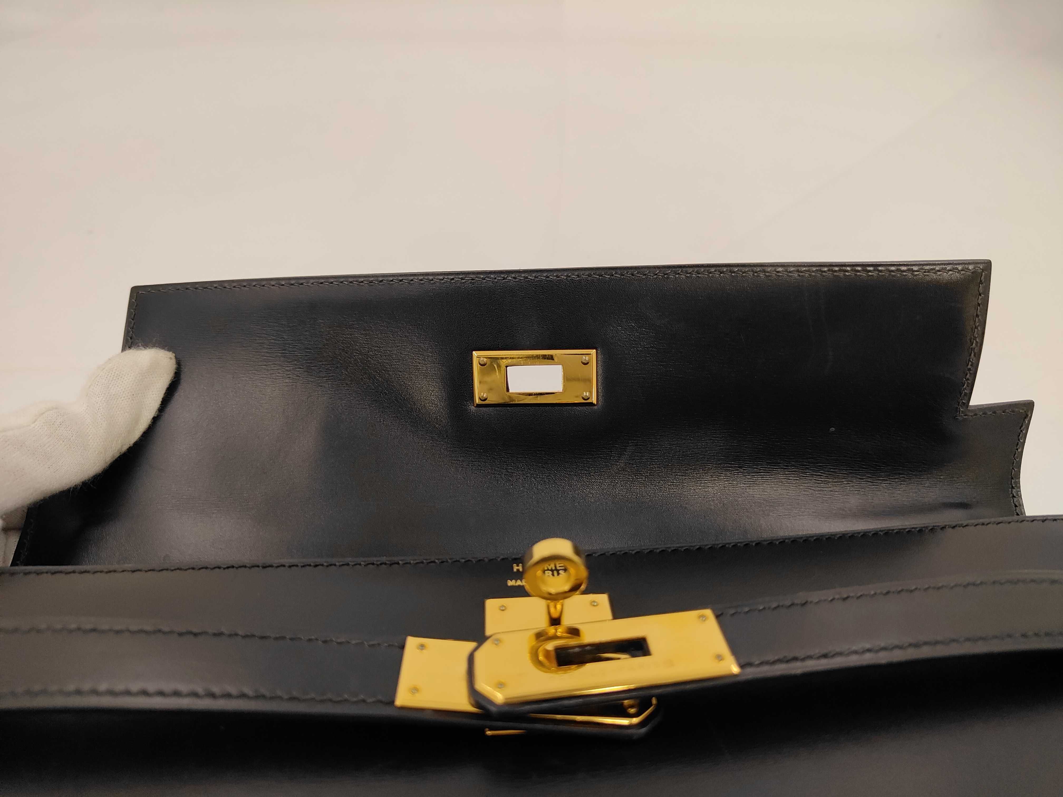 Kelly 32 Box Calf Handbag with Z Stamp — view 8