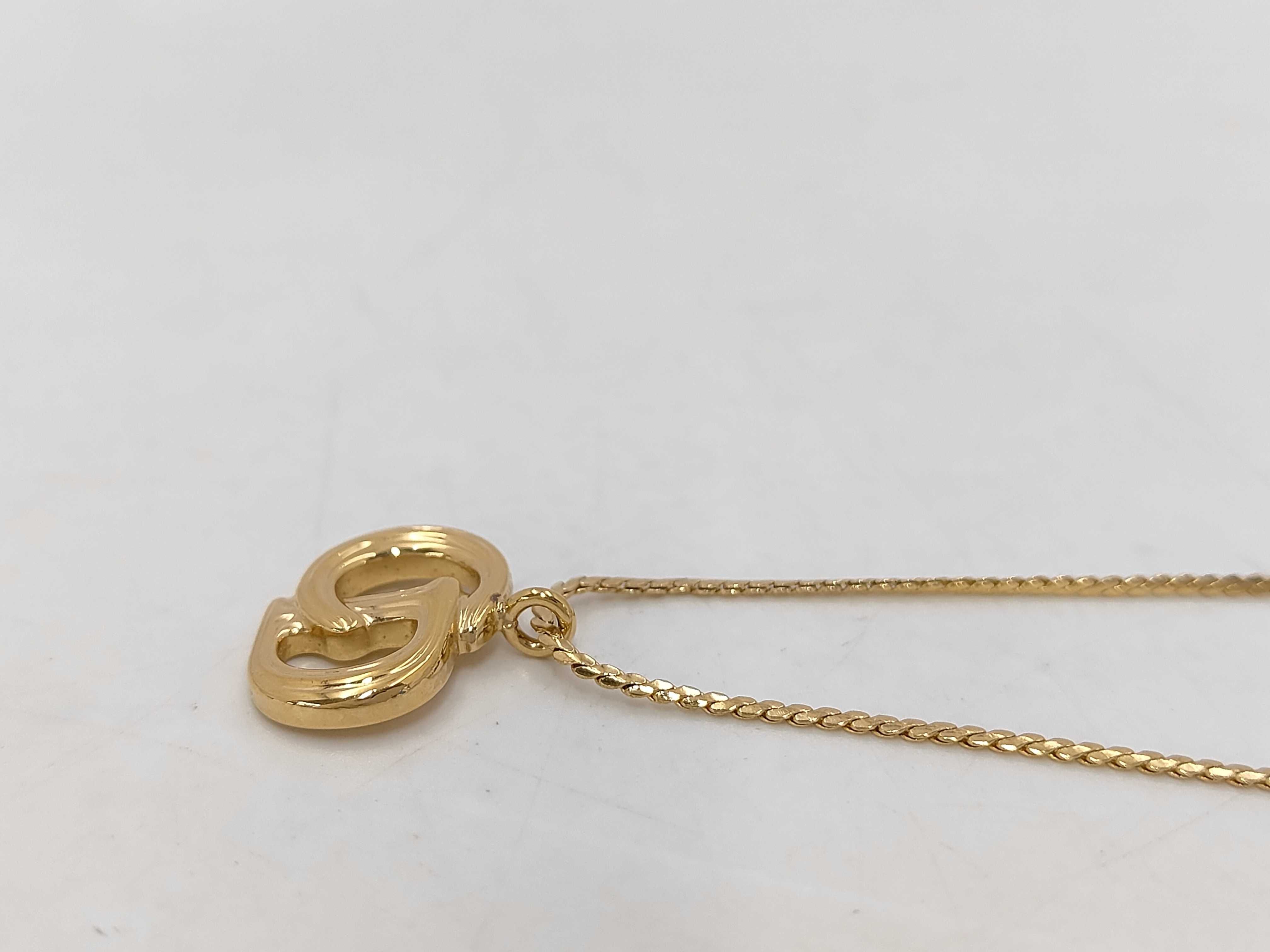 necklace — view 3