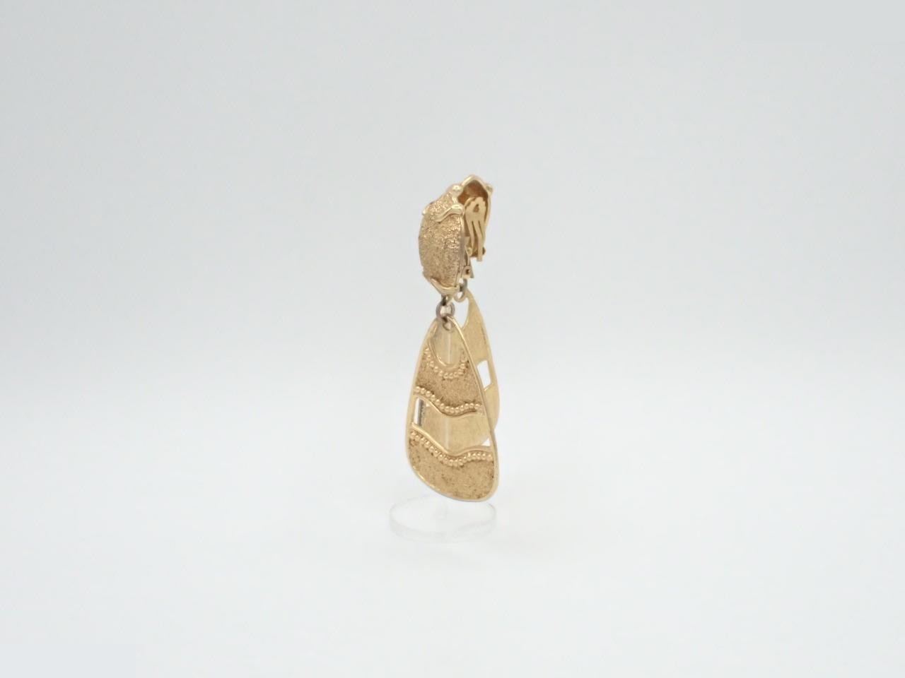 Other lines: Precious metals and earrings — view 3