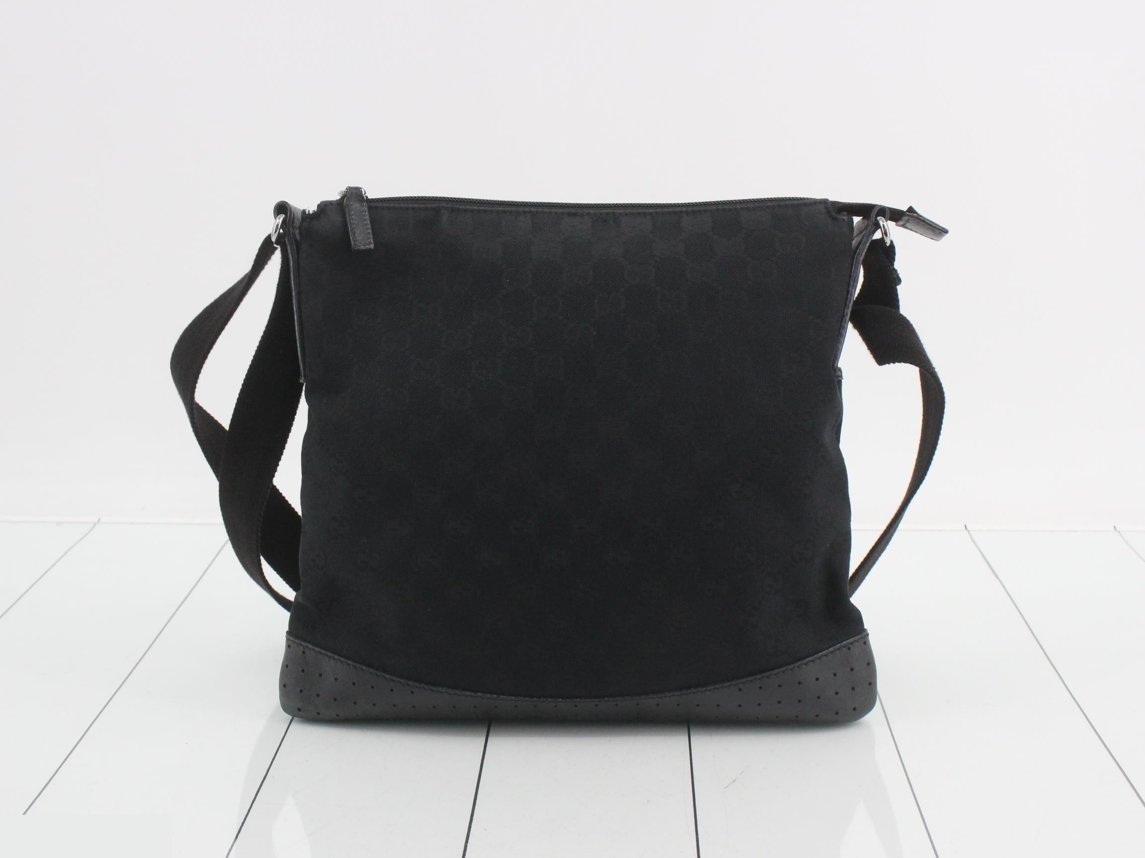 GG Canvas (Bag) - Shoulder Bag — view 2