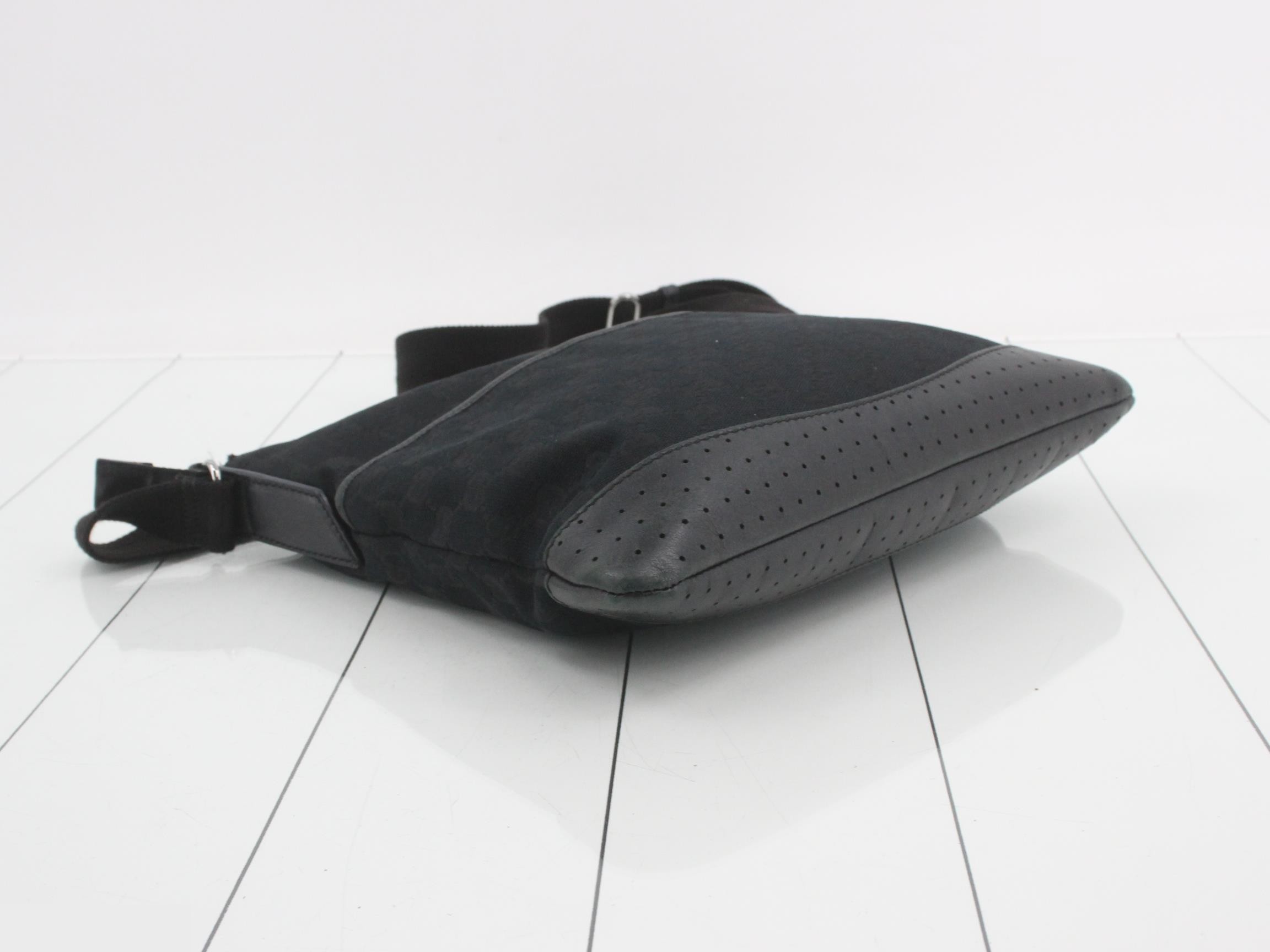 GG Canvas (Bag) - Shoulder Bag — view 5
