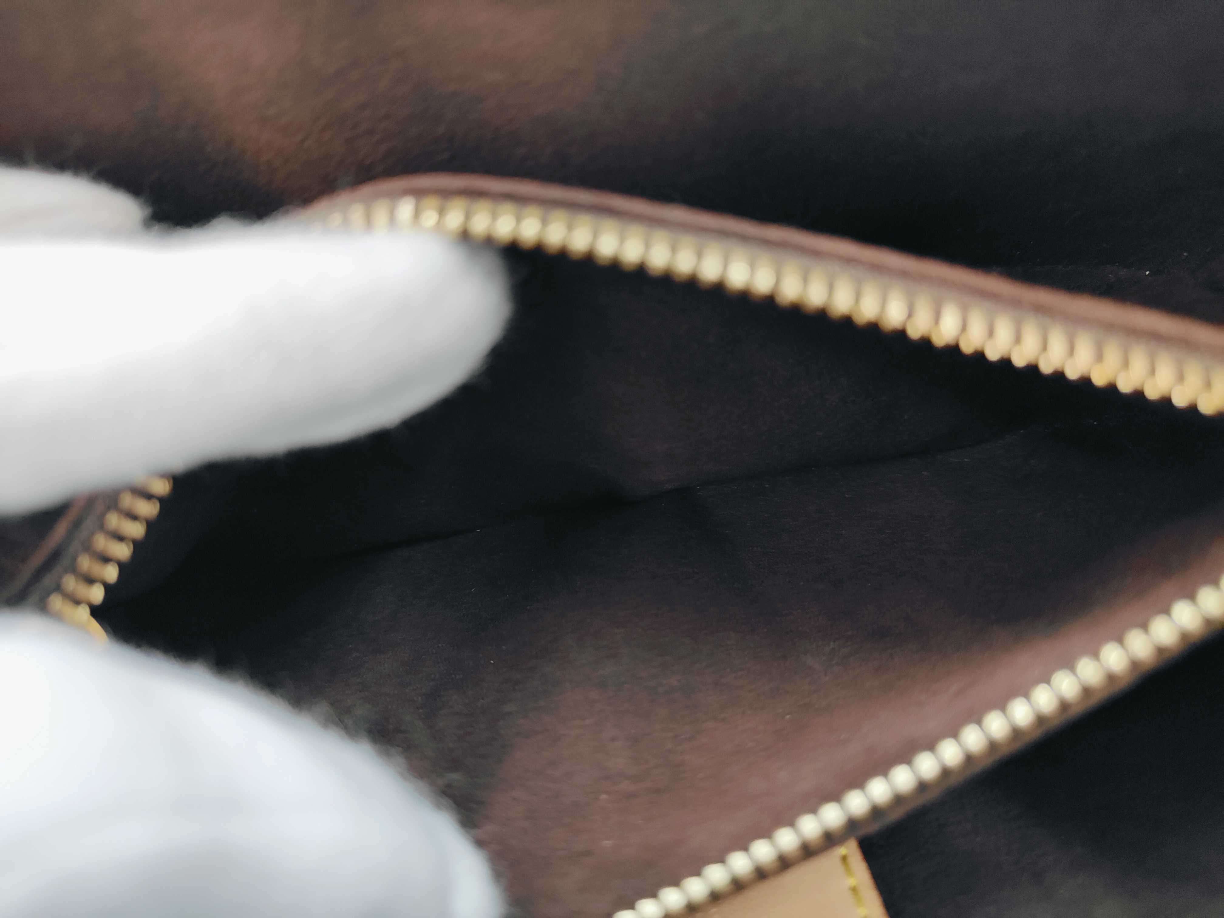 shoulder bag — view 9