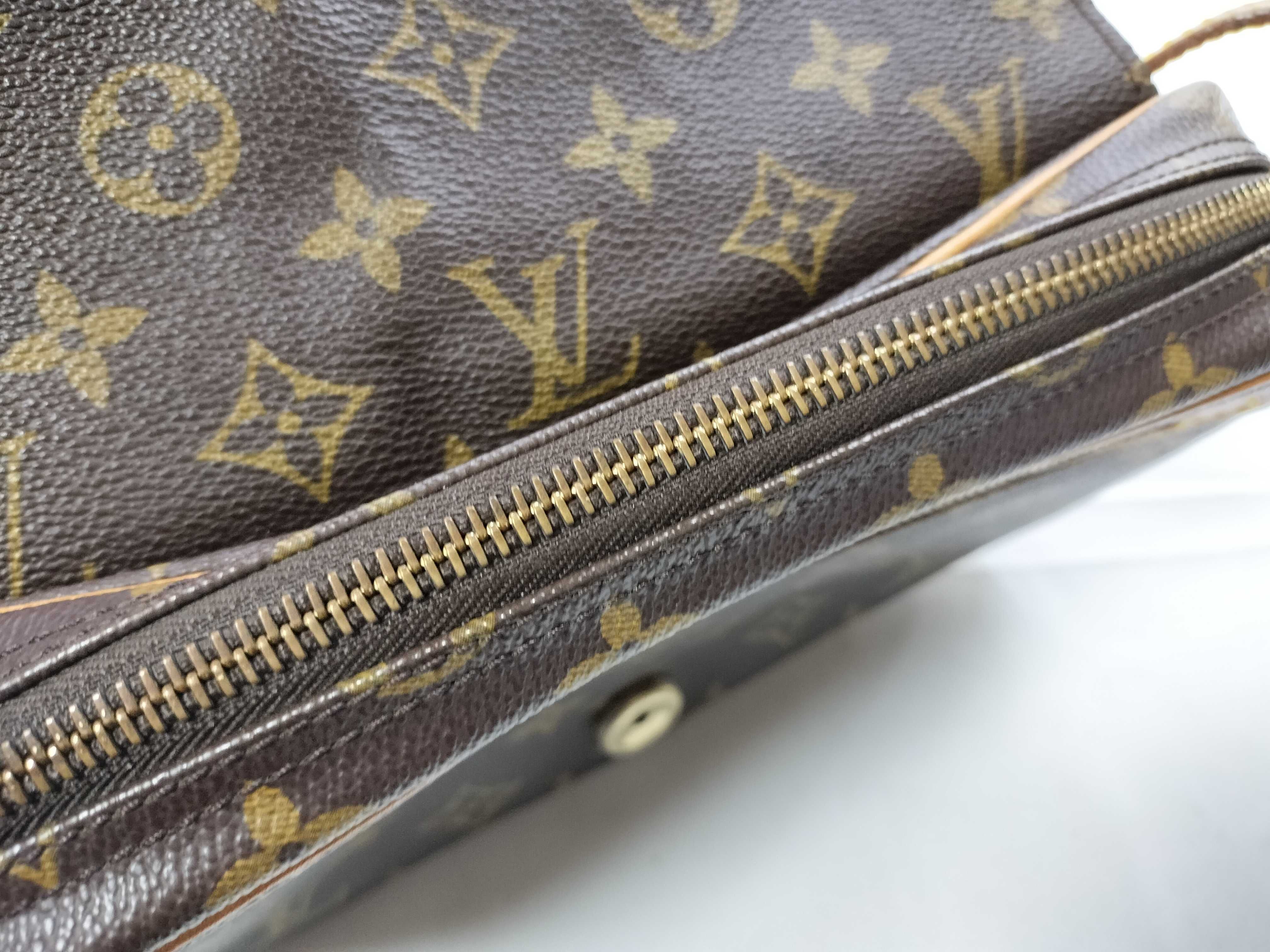 Monogram M51210 Saint Germain Shoulder Bag (Interior peeling) — view 10