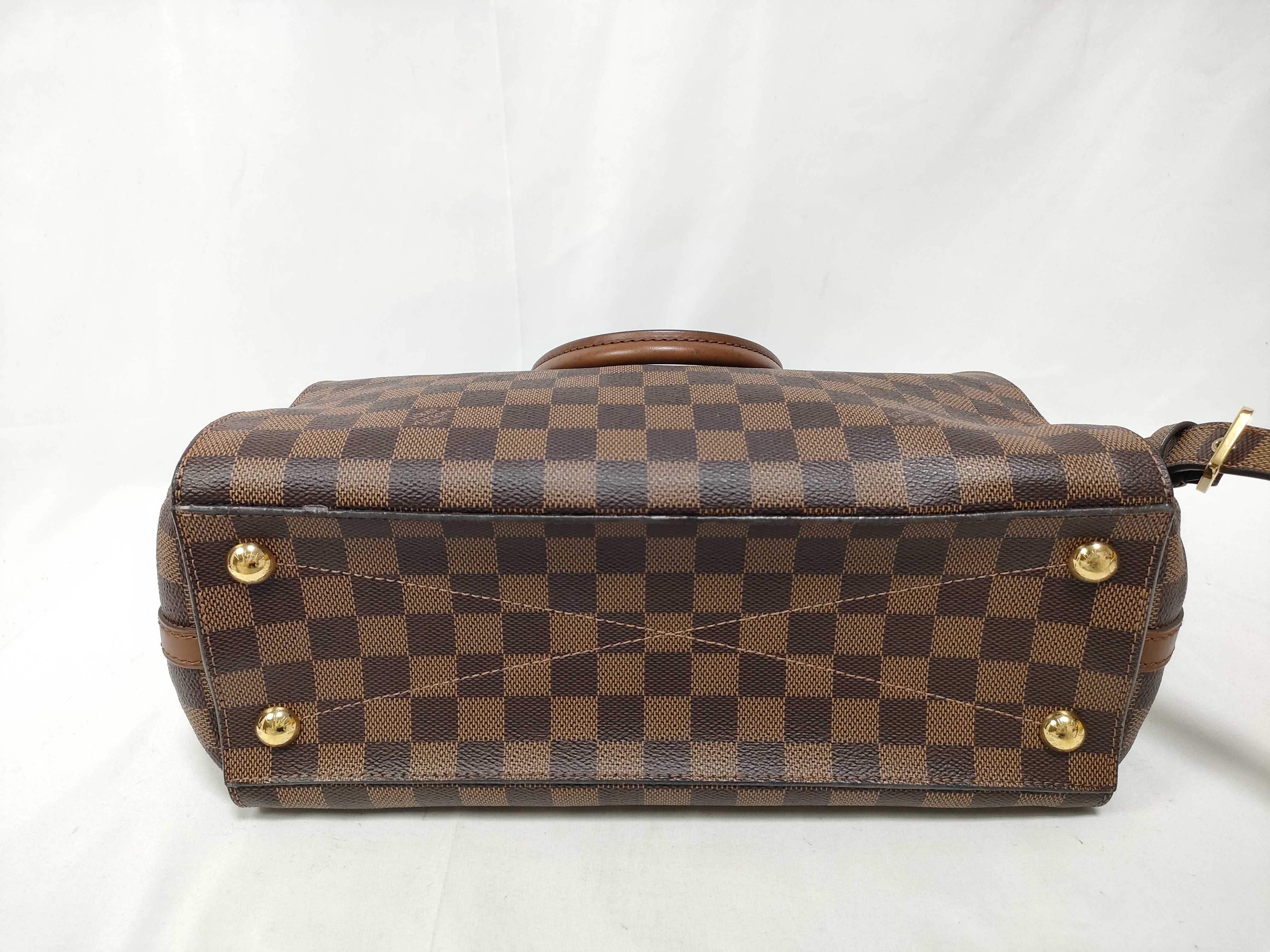 Damier Louis Vuitton Damier Shoulder Bag Handbag — view 3