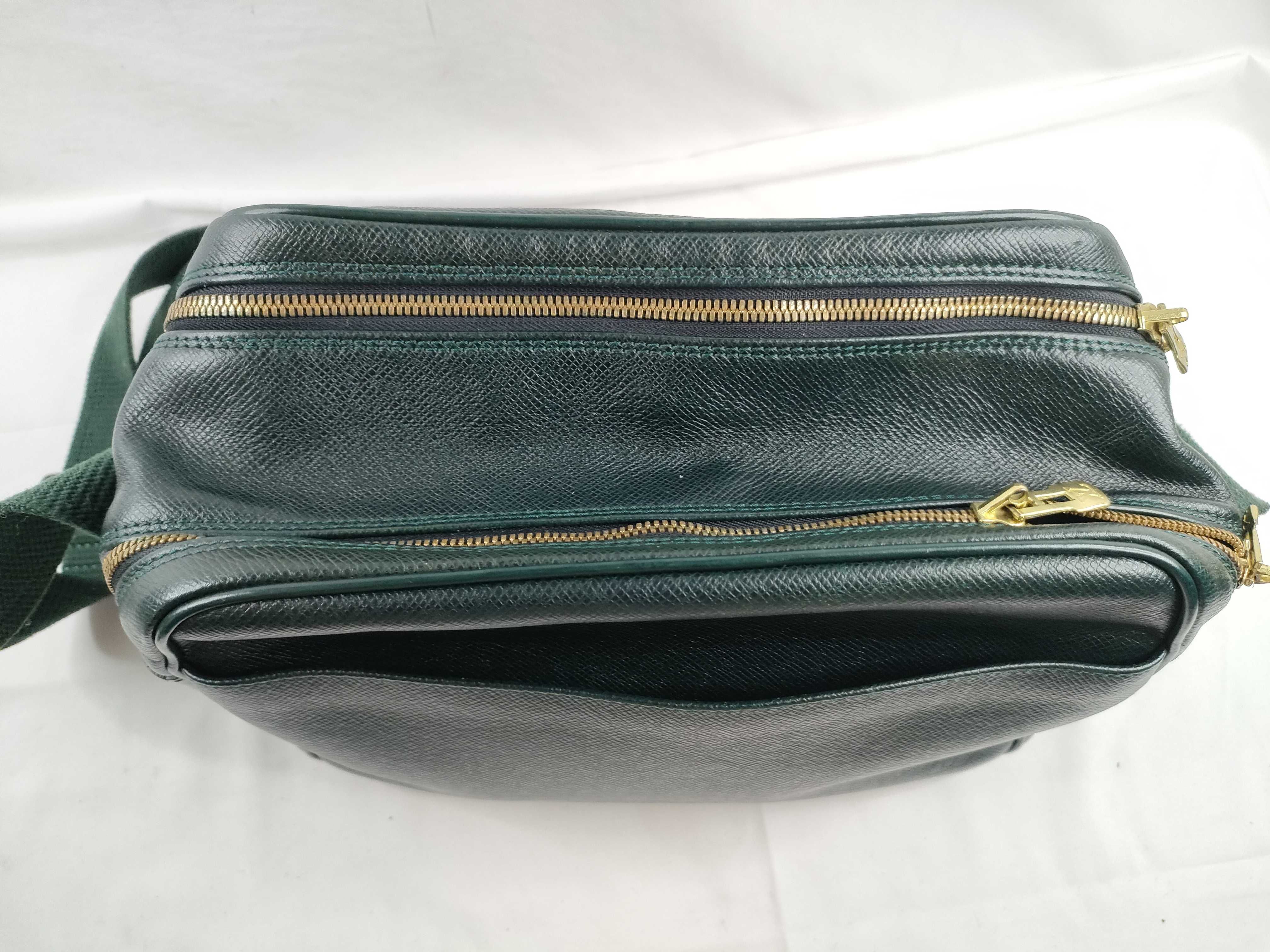 Taiga Louis Vuitton Taiga Reporter Leather Shoulder Bag Serial Shoulder Bag — view 9