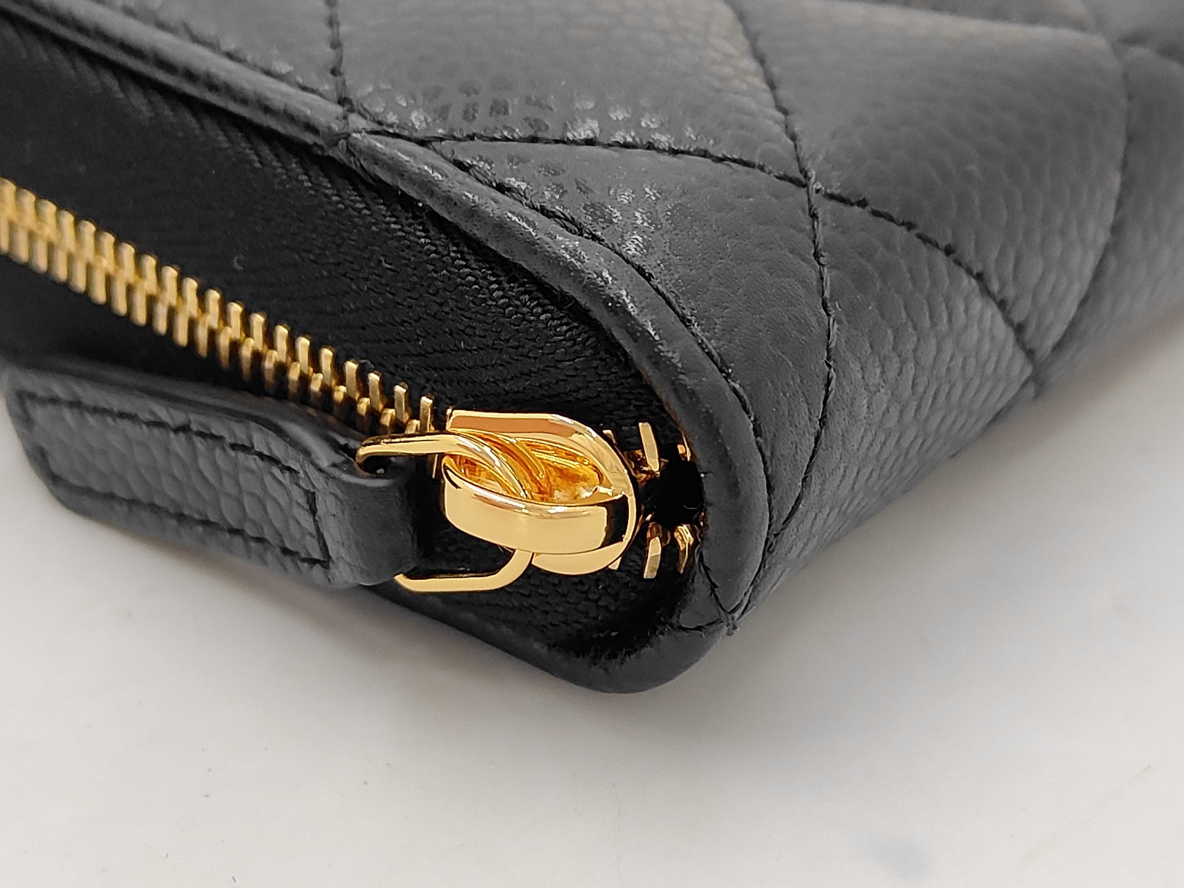 Matelassé Caviar Skin Round Zip Wallet, Black with Gold Hardware (Random Selection) Accessories: Dust bag, Box, Wallet — view 3