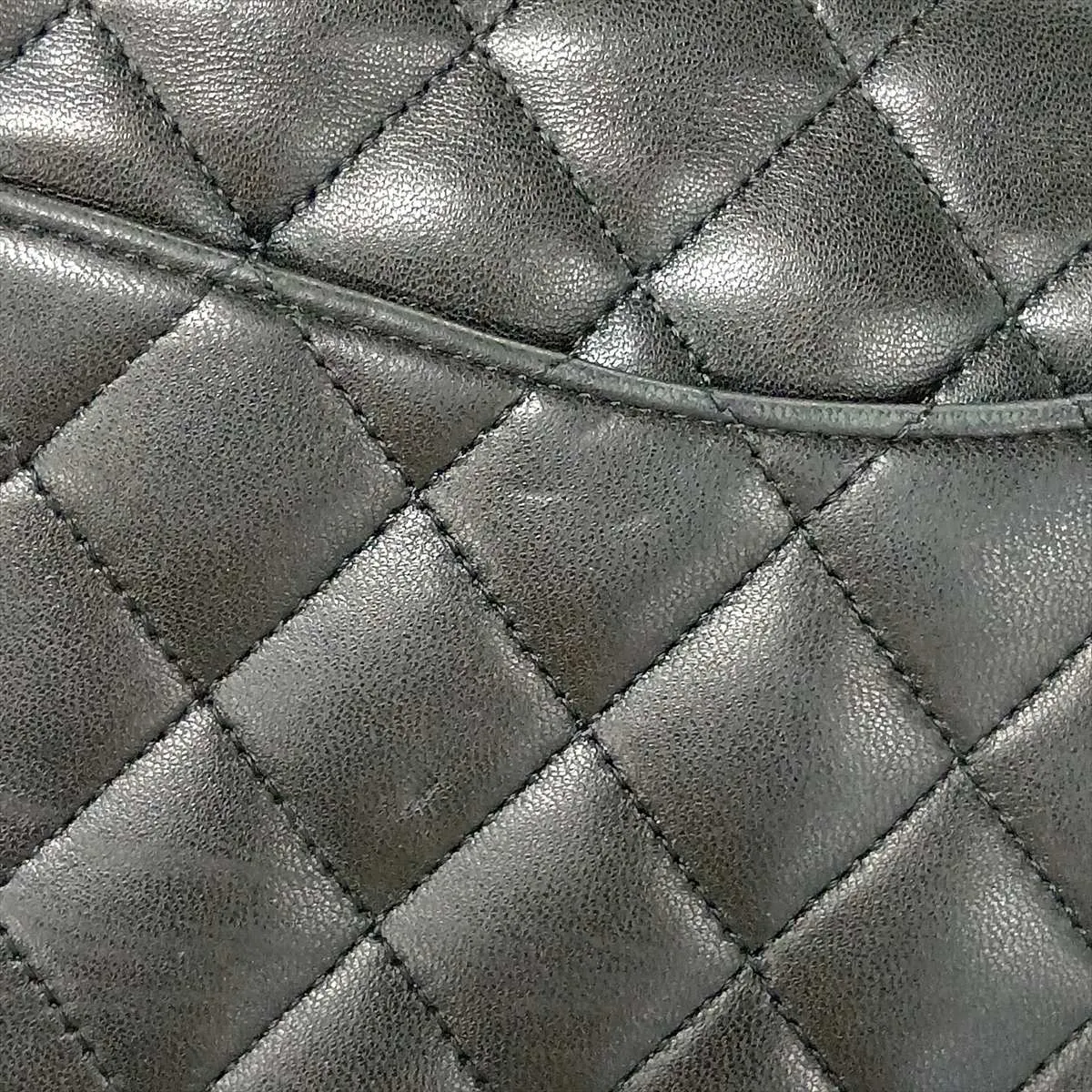 [Individually packaged] Chanel Matelassé 25 Lambskin Double Flap Double Chain Bag, Black with Gold Hardware, 14425099, Series 14, A01112 — view 14