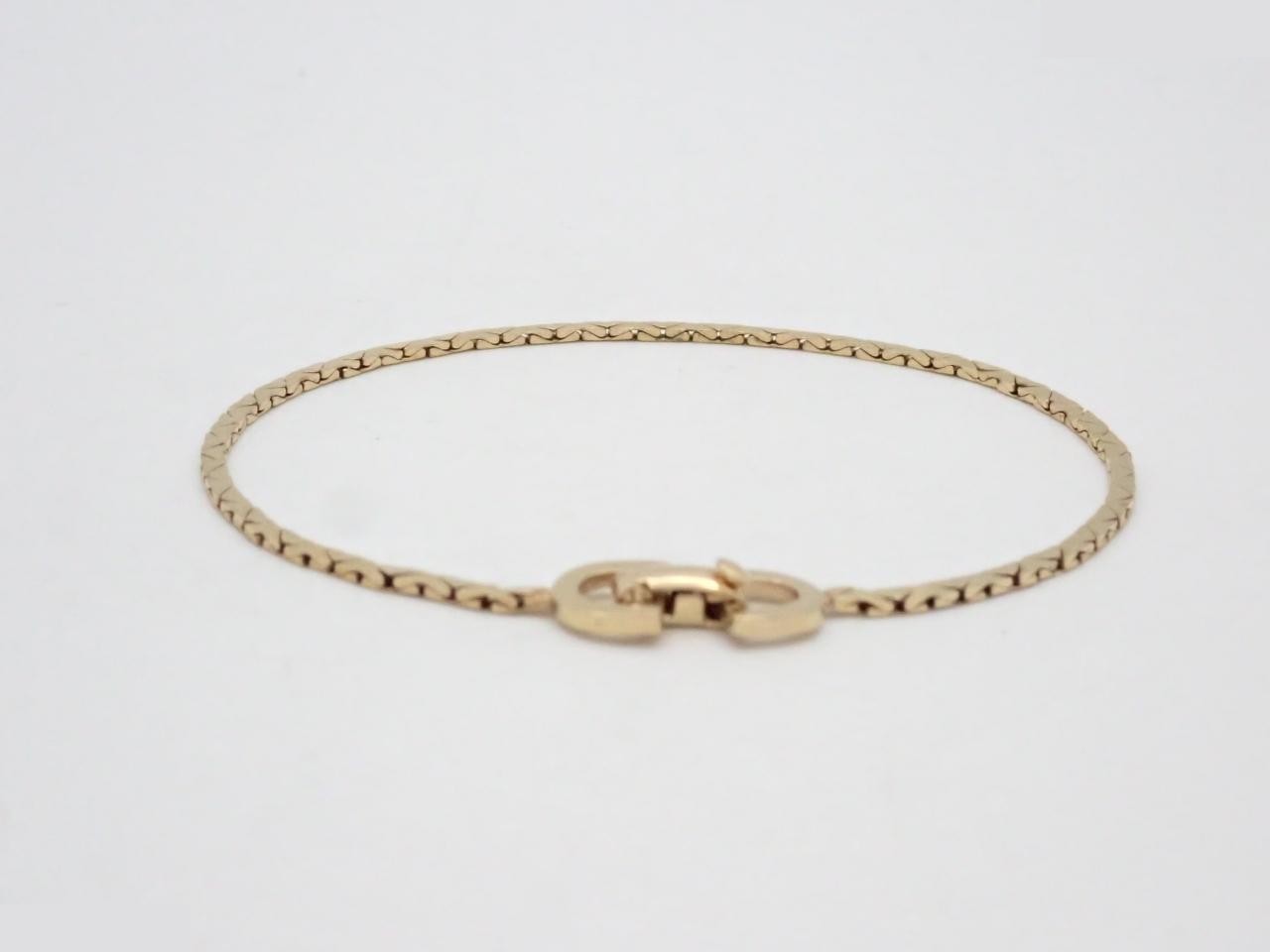 Other lines: Precious metal bracelets and bangles (metal), wrist circumference approximately 18 cm. — view 2
