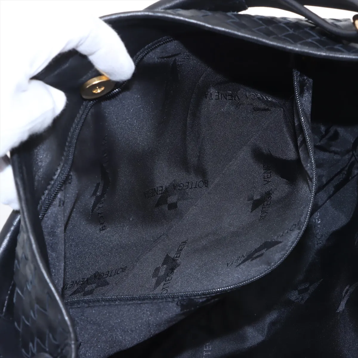 Intrecciato Leather Shoulder Bag, Black — view 8