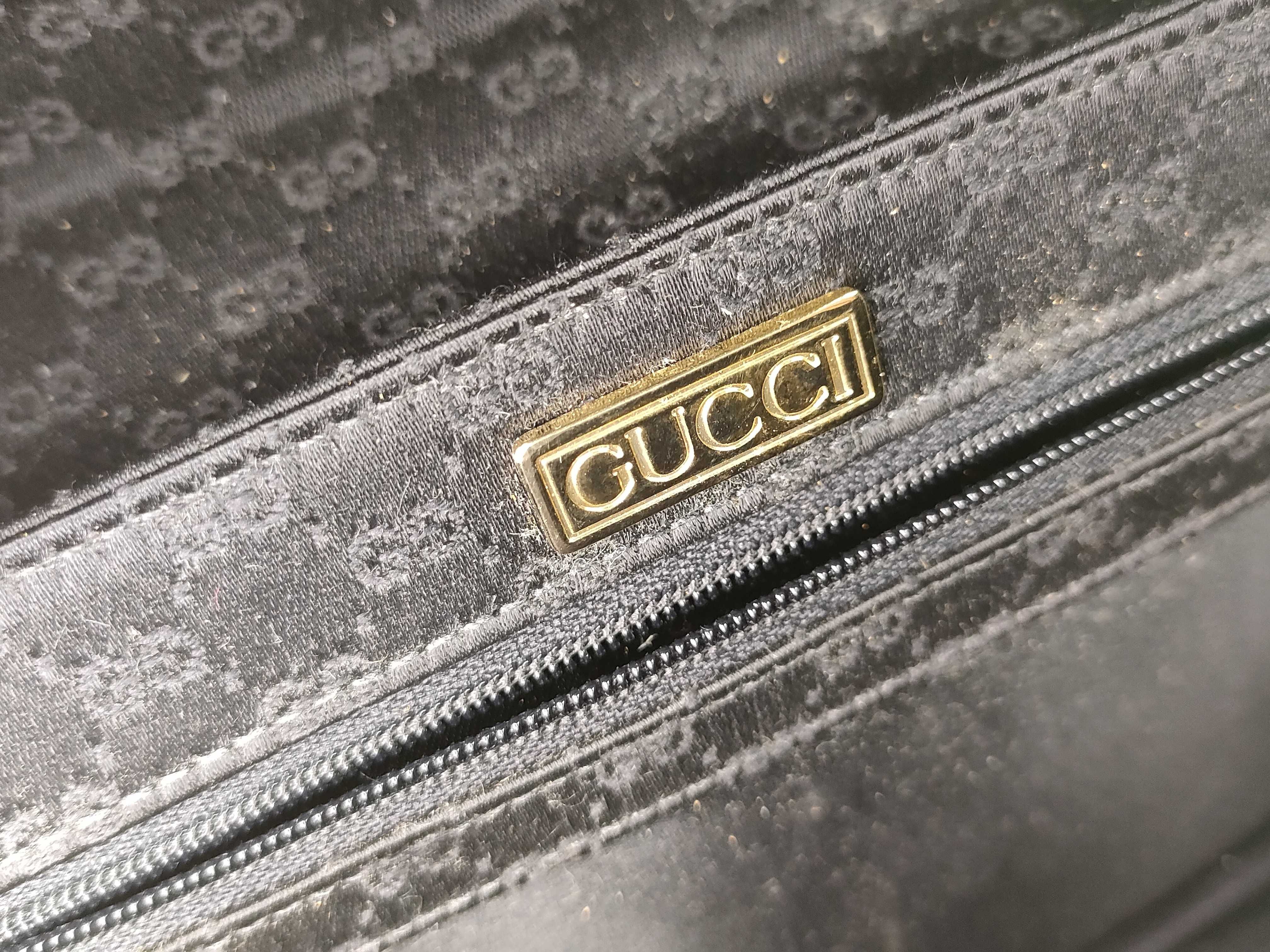 Old Chain Shoulder Bag — view 11