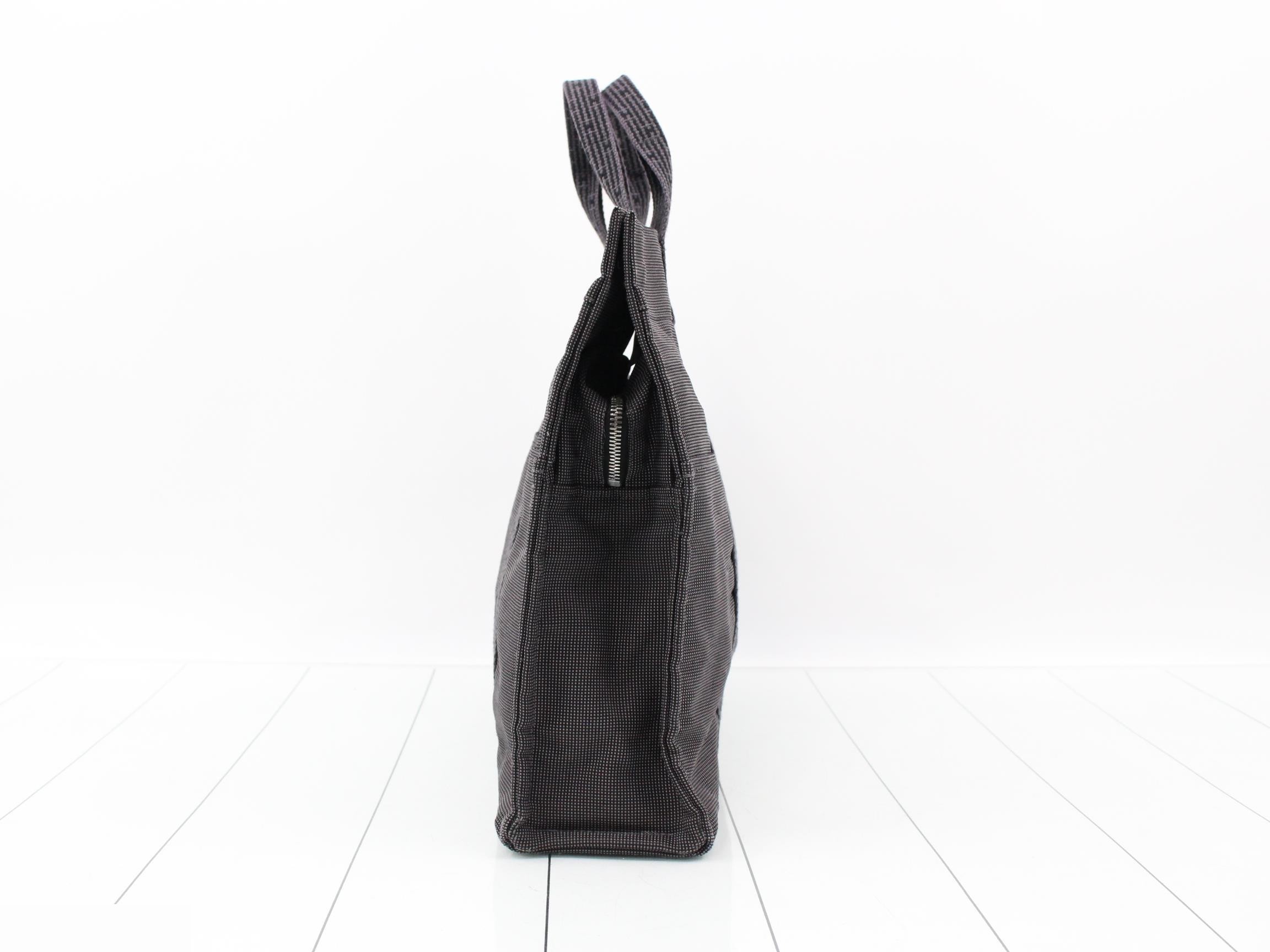 Tote MM, Gray, W43 H32 D11 — view 3