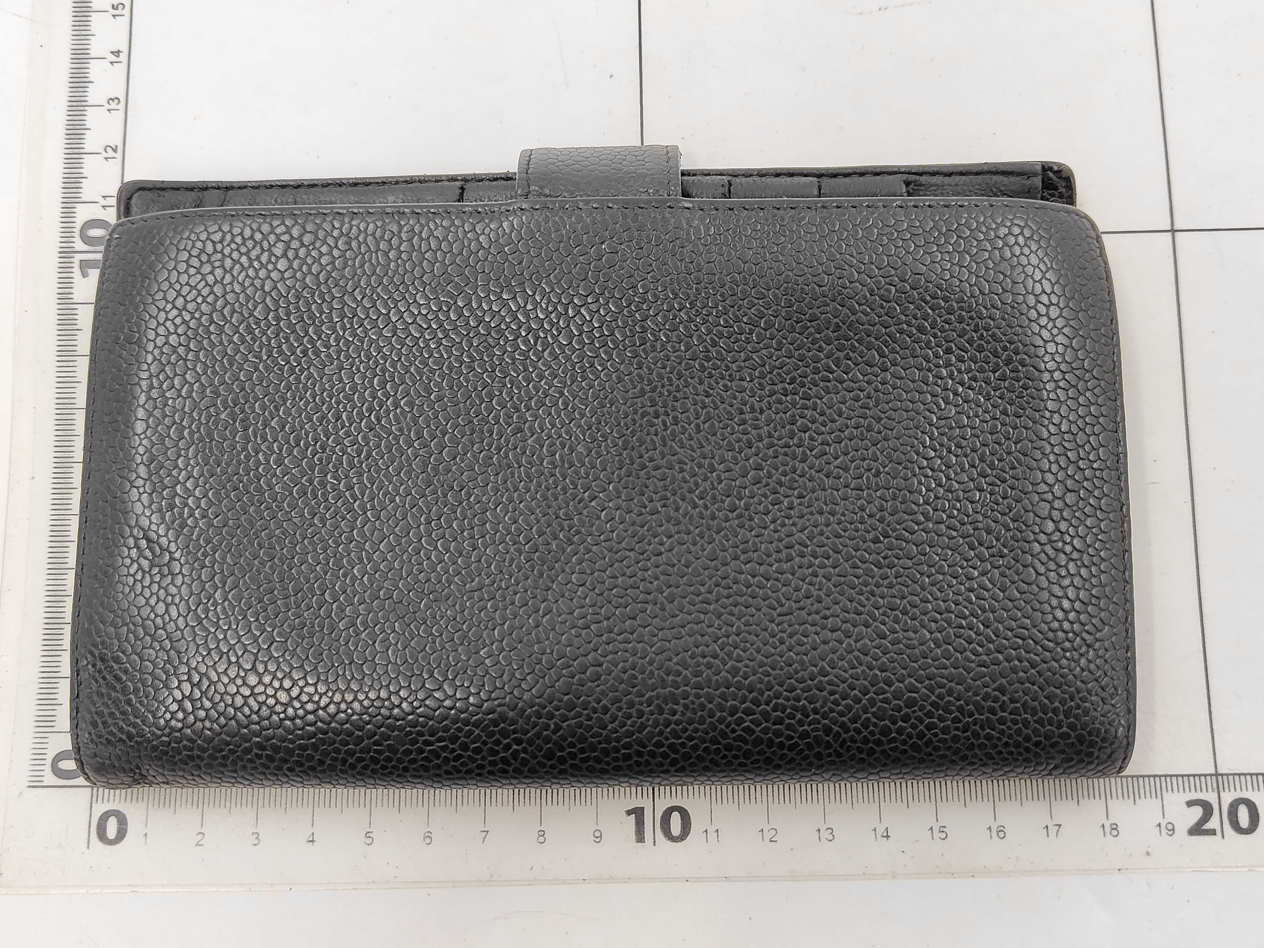 Caviar Skin Long Wallet — view 2