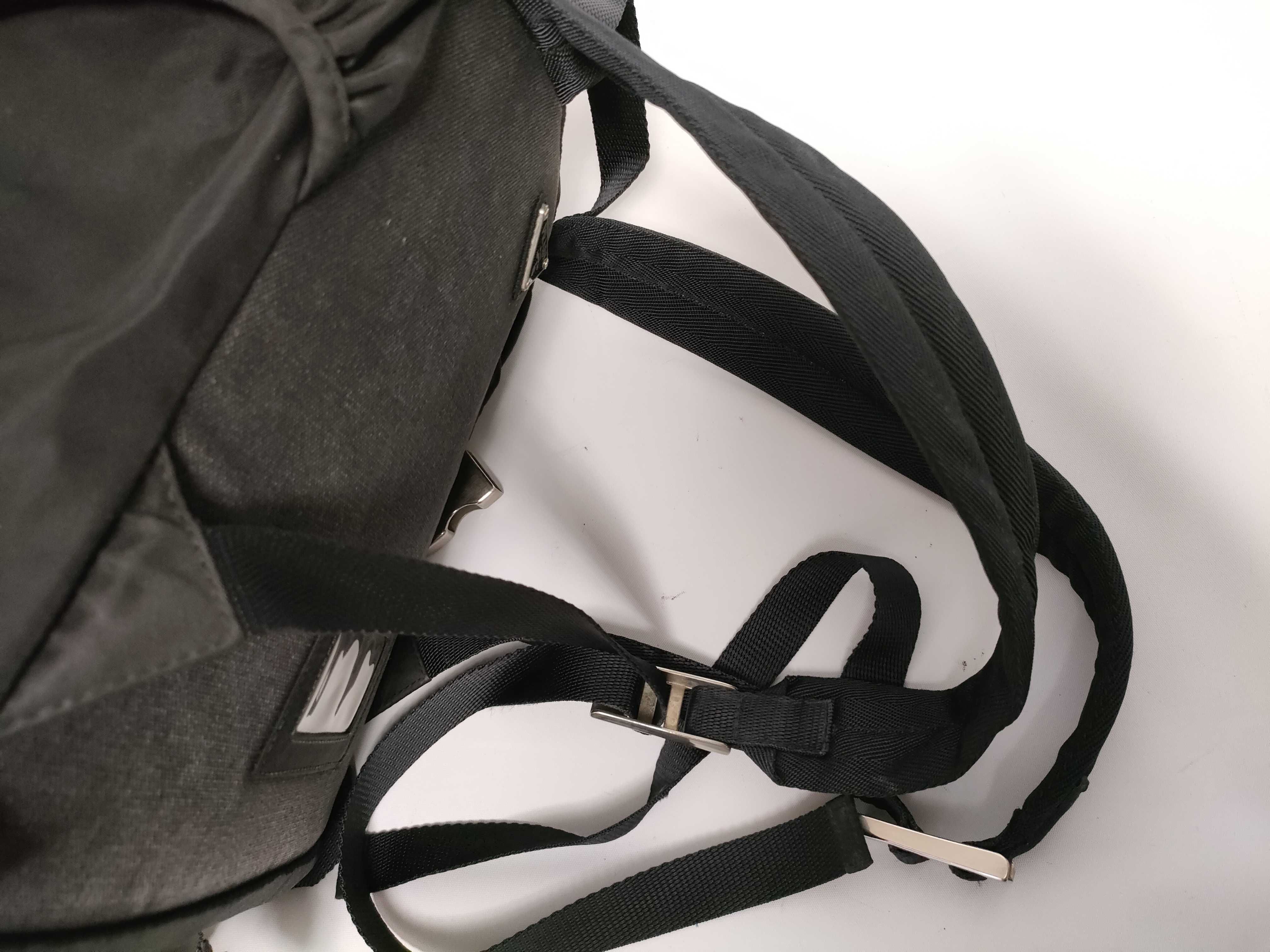 Nylon V140 Nylon Backpack, Black — view 3