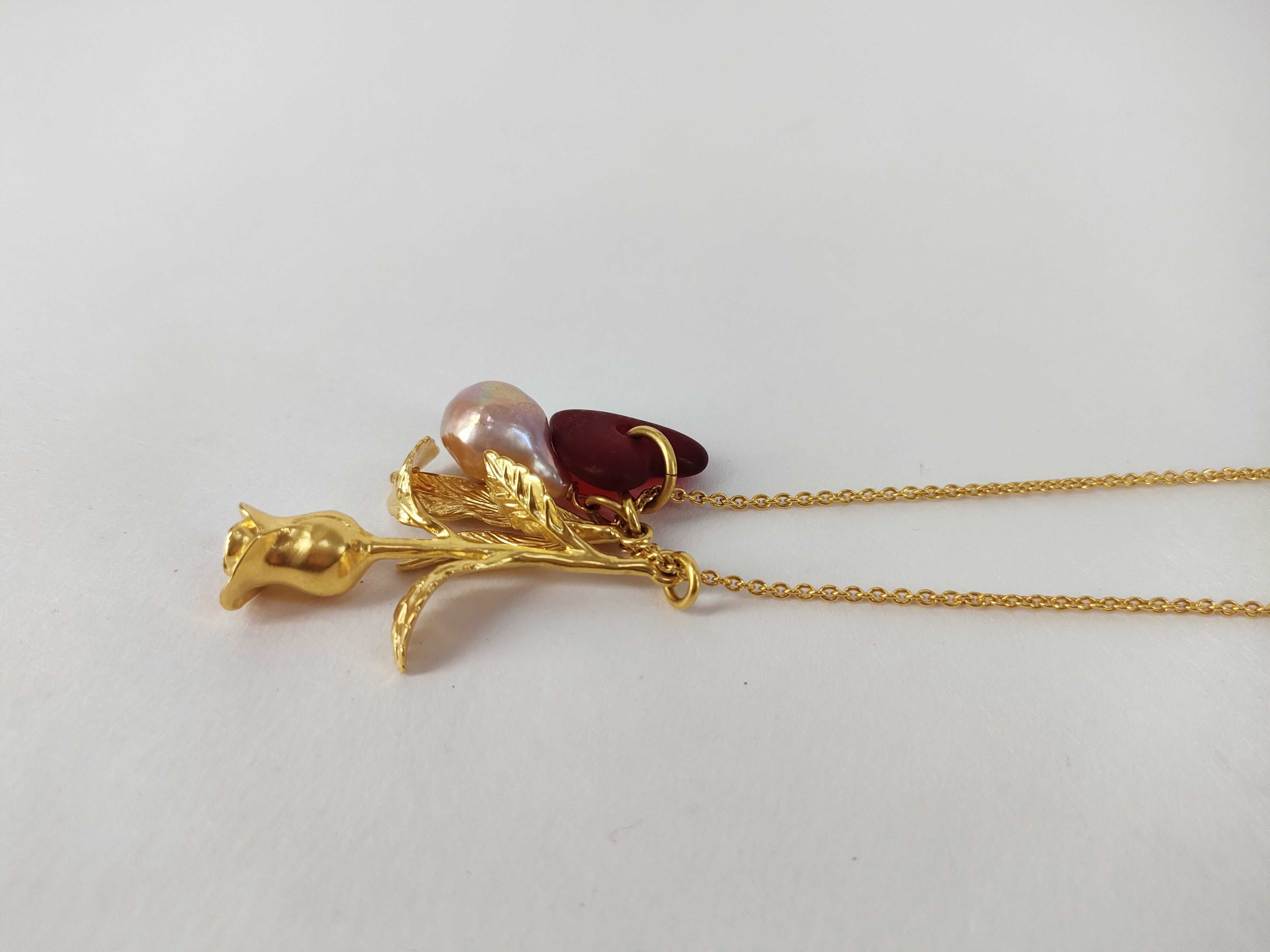 Rose Heart Pendant Necklace — view 6