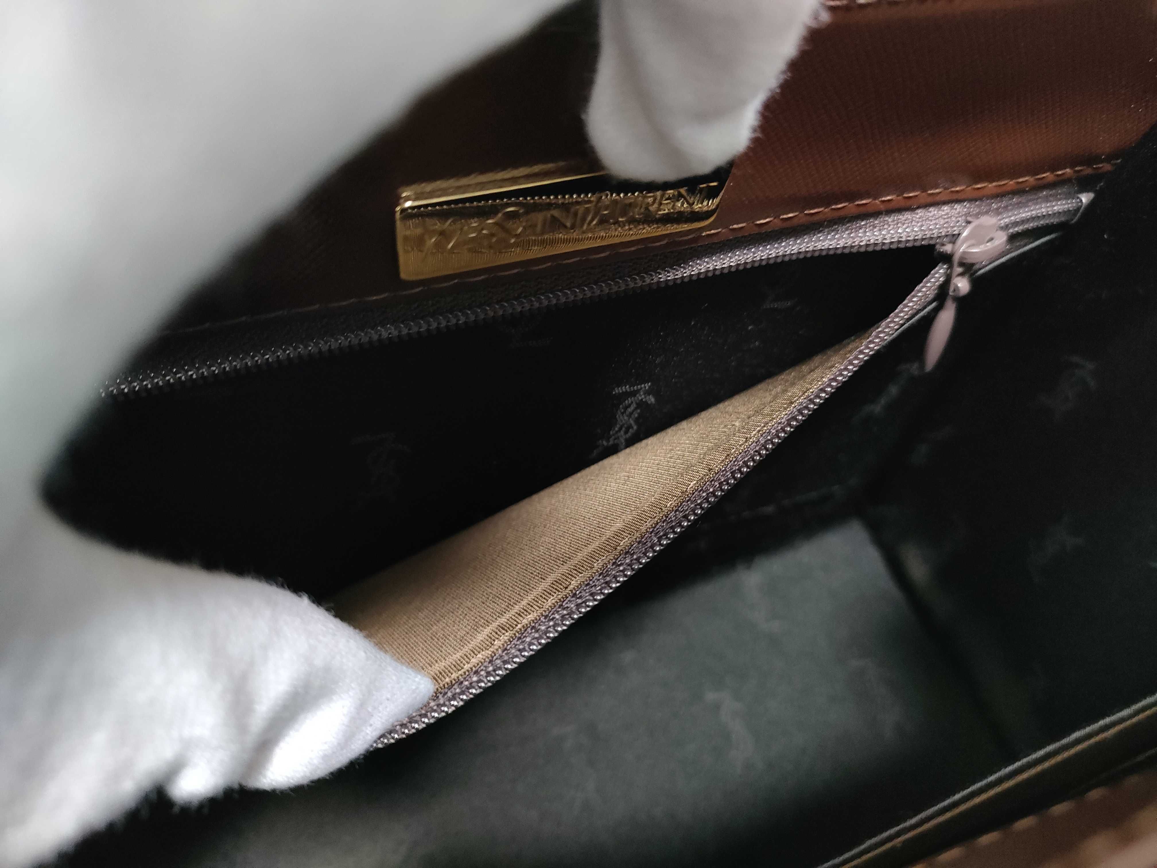 Glossy Leather Brown Gold Hardware One-Shoulder Bag — view 14