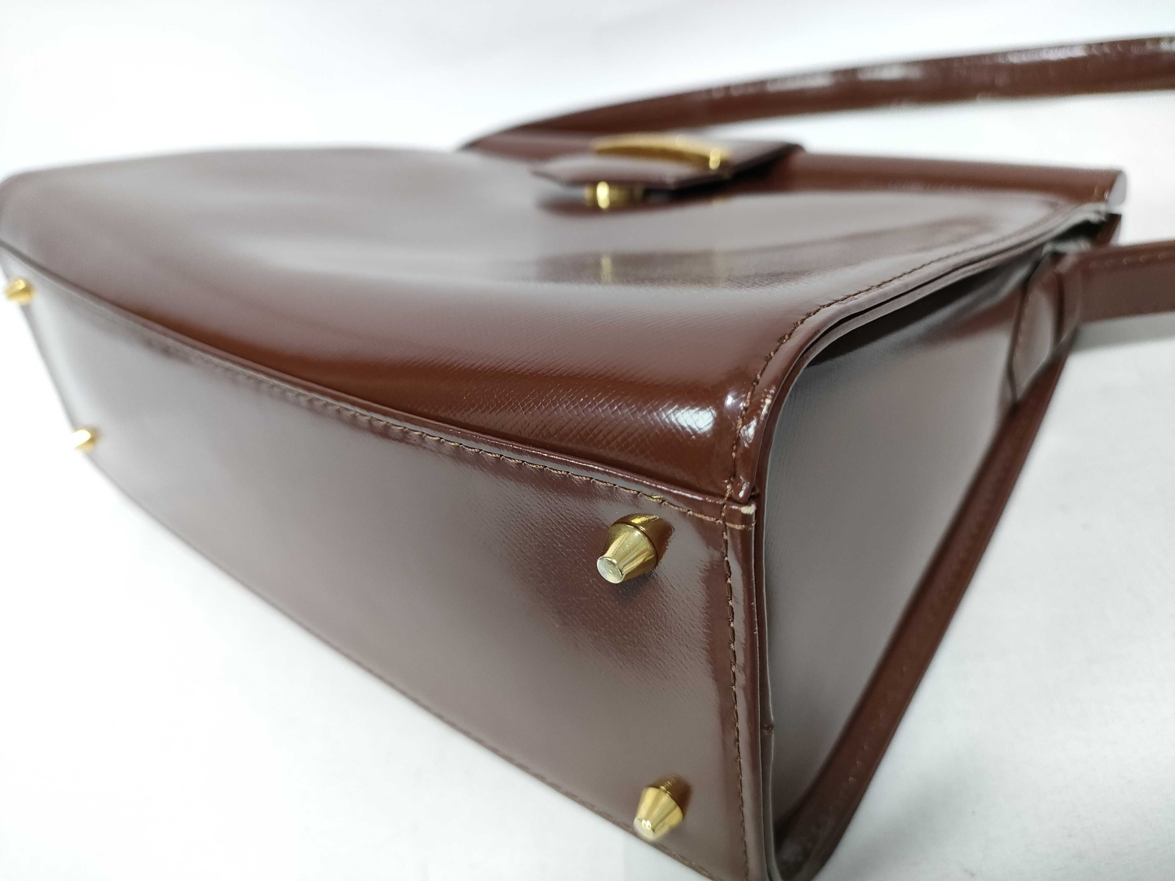 Glossy Leather Brown Gold Hardware One-Shoulder Bag — view 4