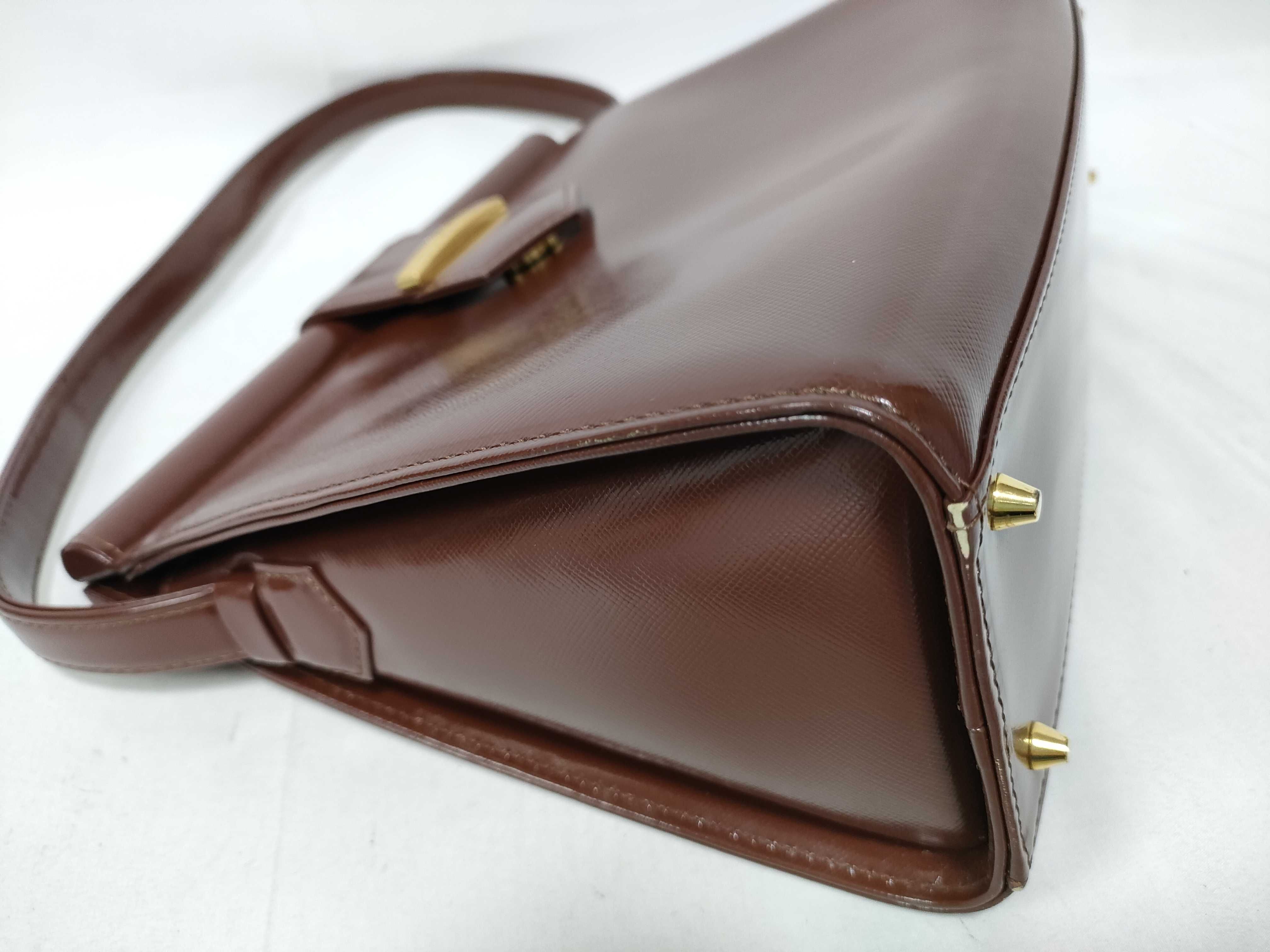 Glossy Leather Brown Gold Hardware One-Shoulder Bag — view 5