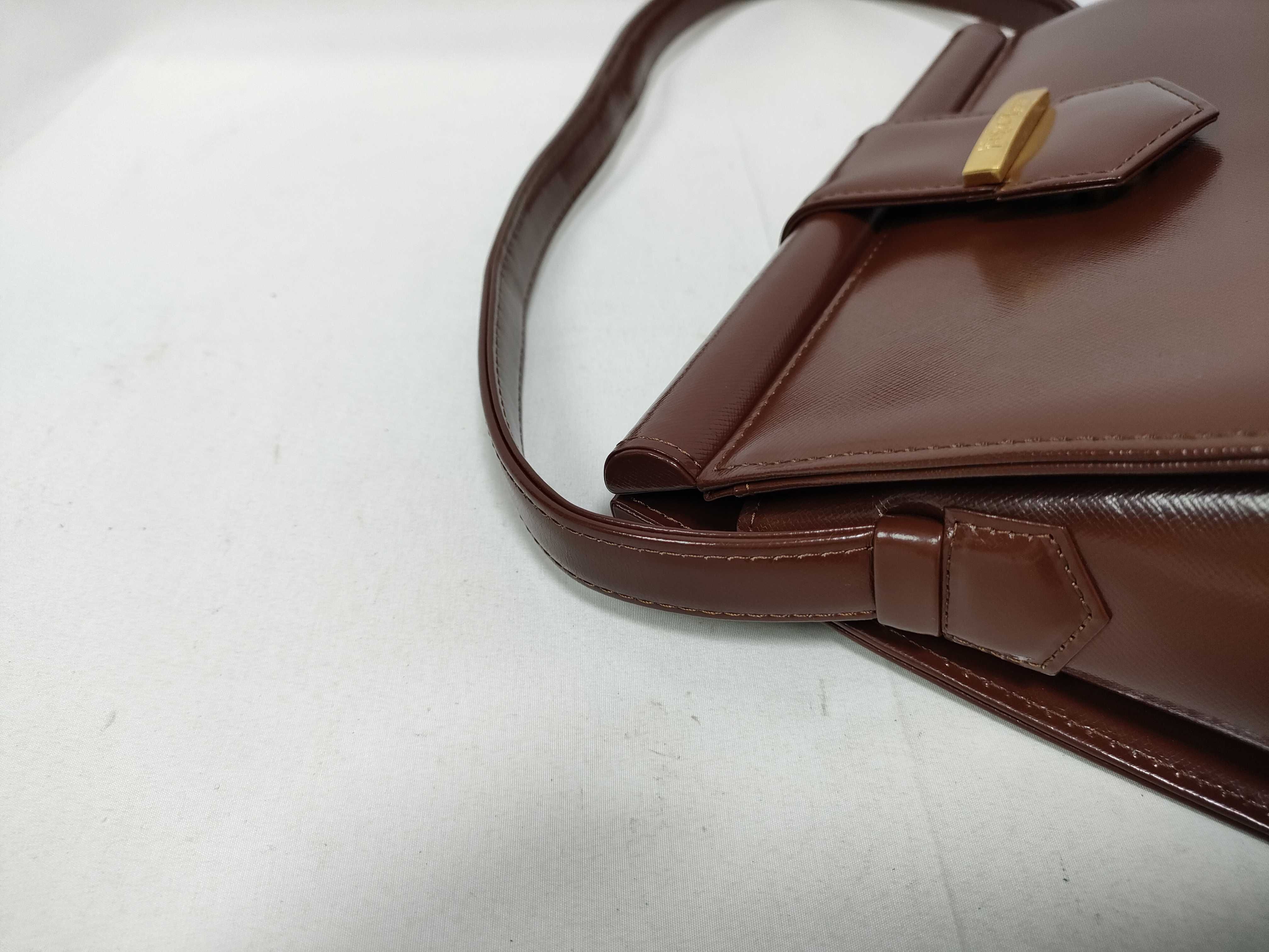 Glossy Leather Brown Gold Hardware One-Shoulder Bag — view 6
