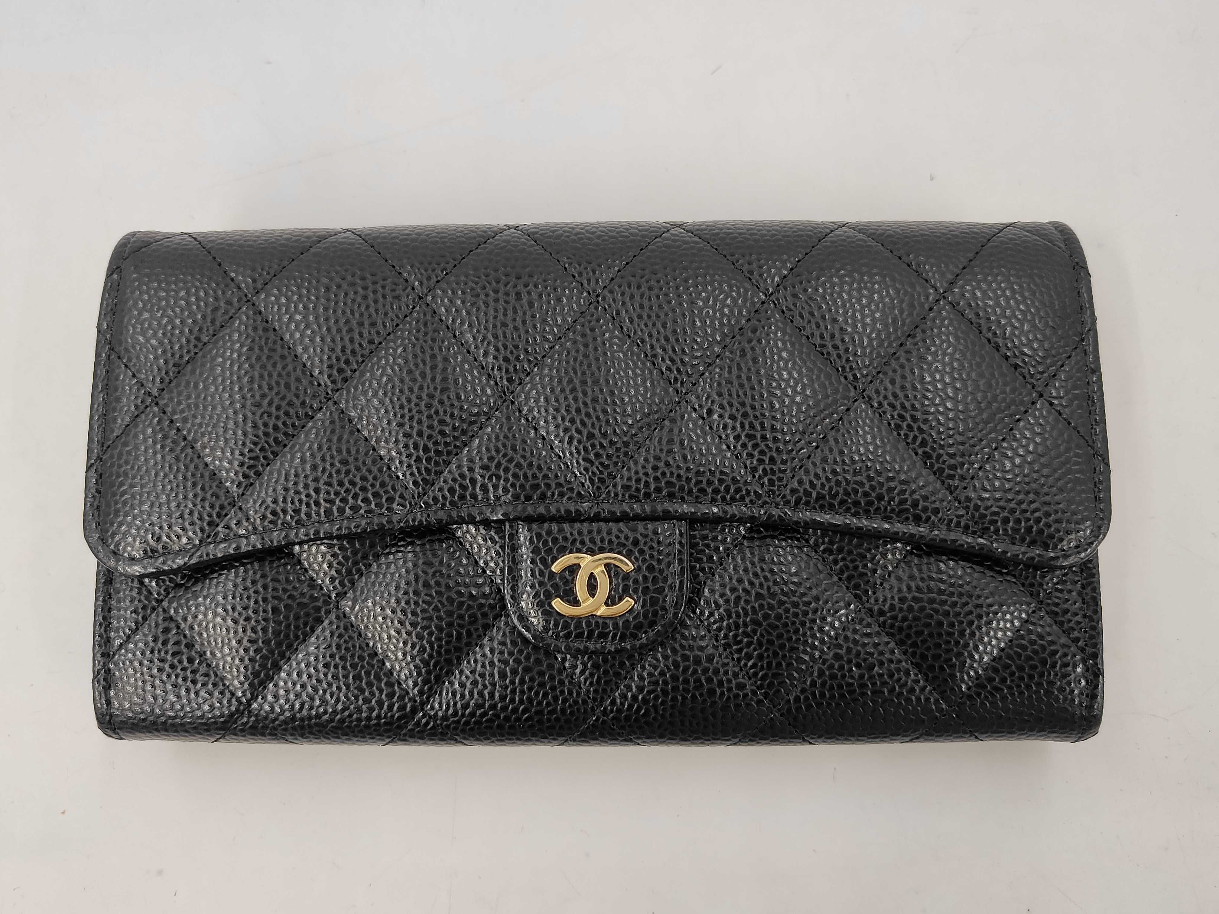 Caviar Skin Long Wallet