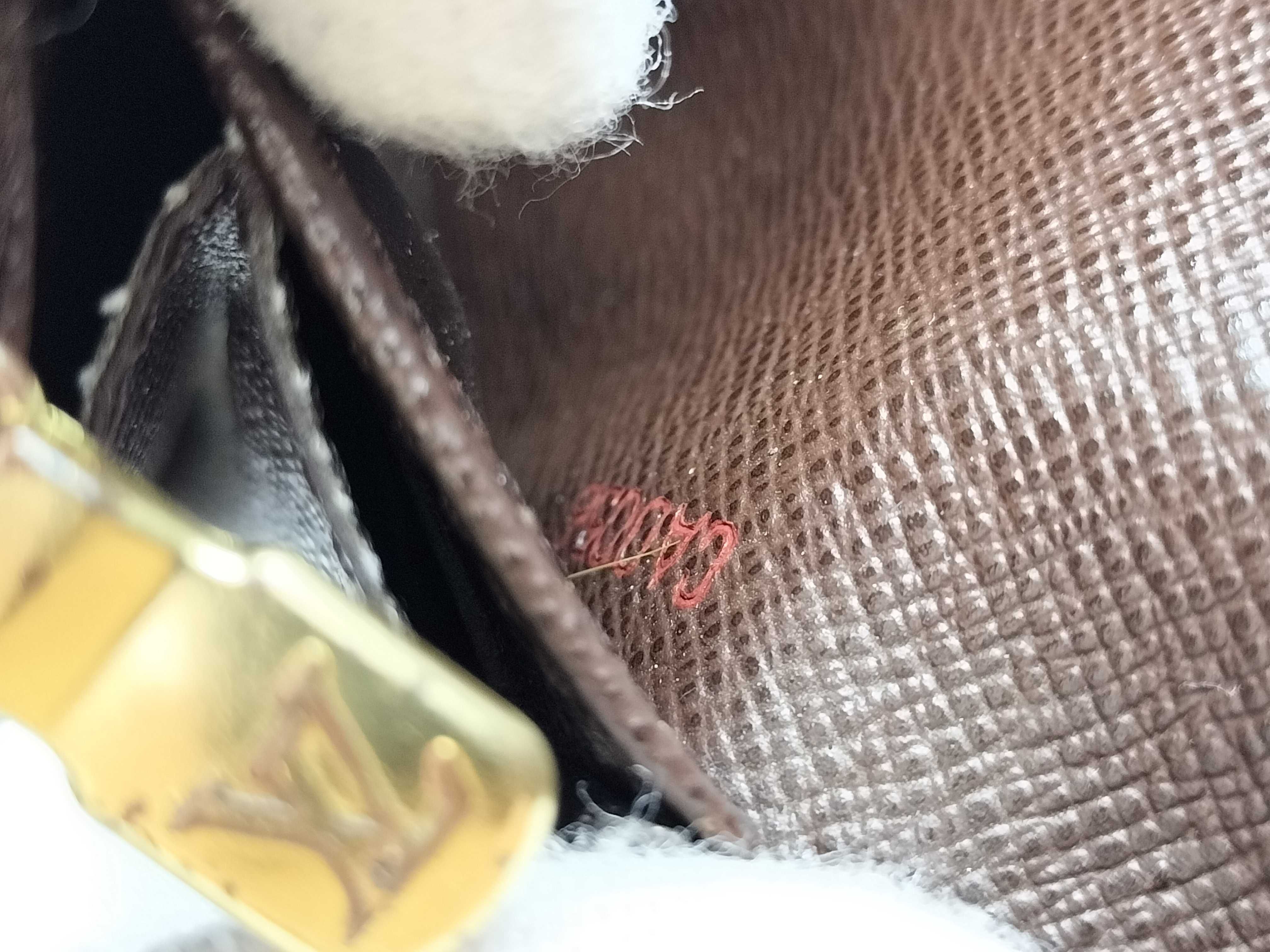 Damier Portefeuille Sarah Wallet — view 13