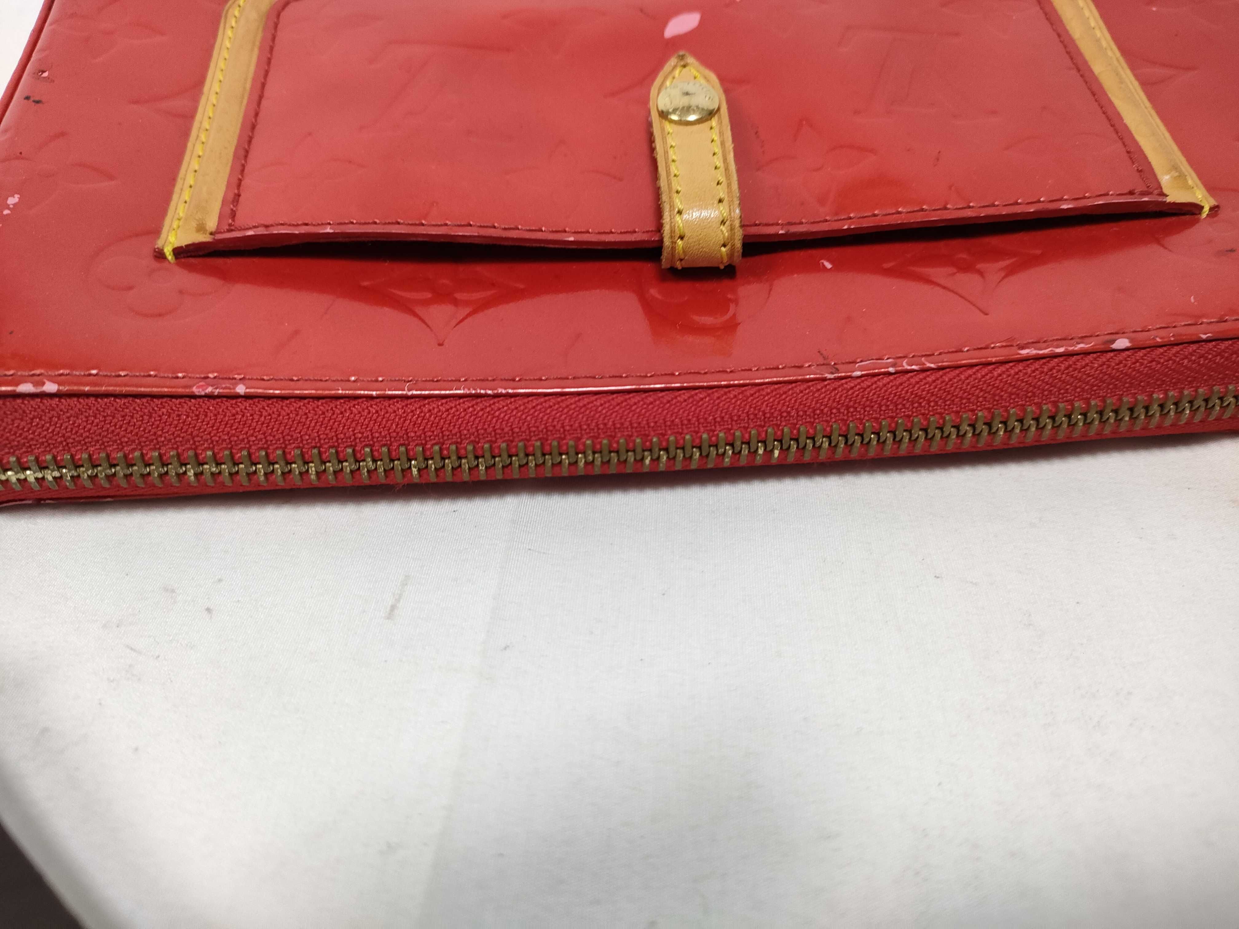 Vernis LV Pouch — view 14