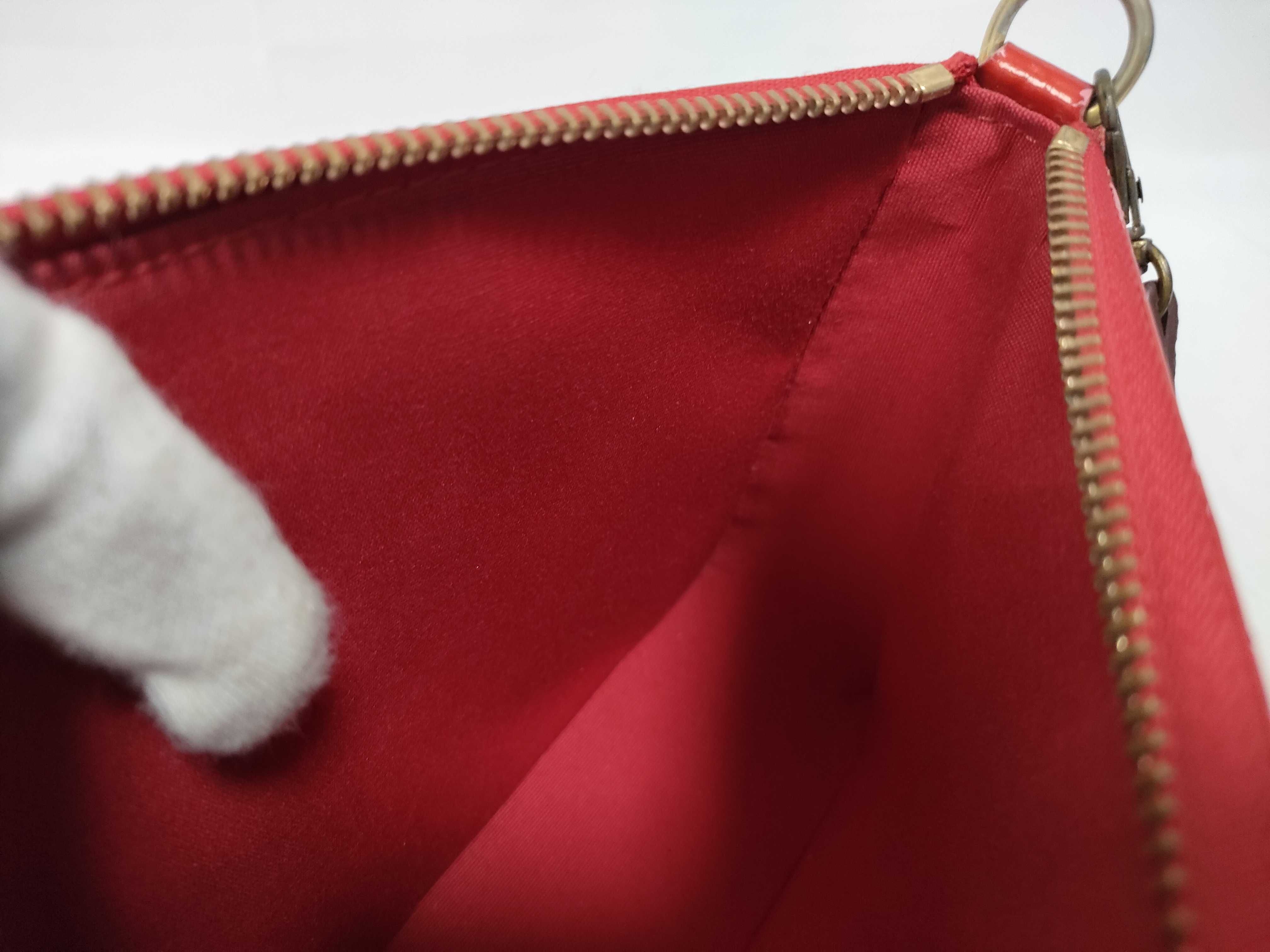 Vernis LV Pouch — view 15