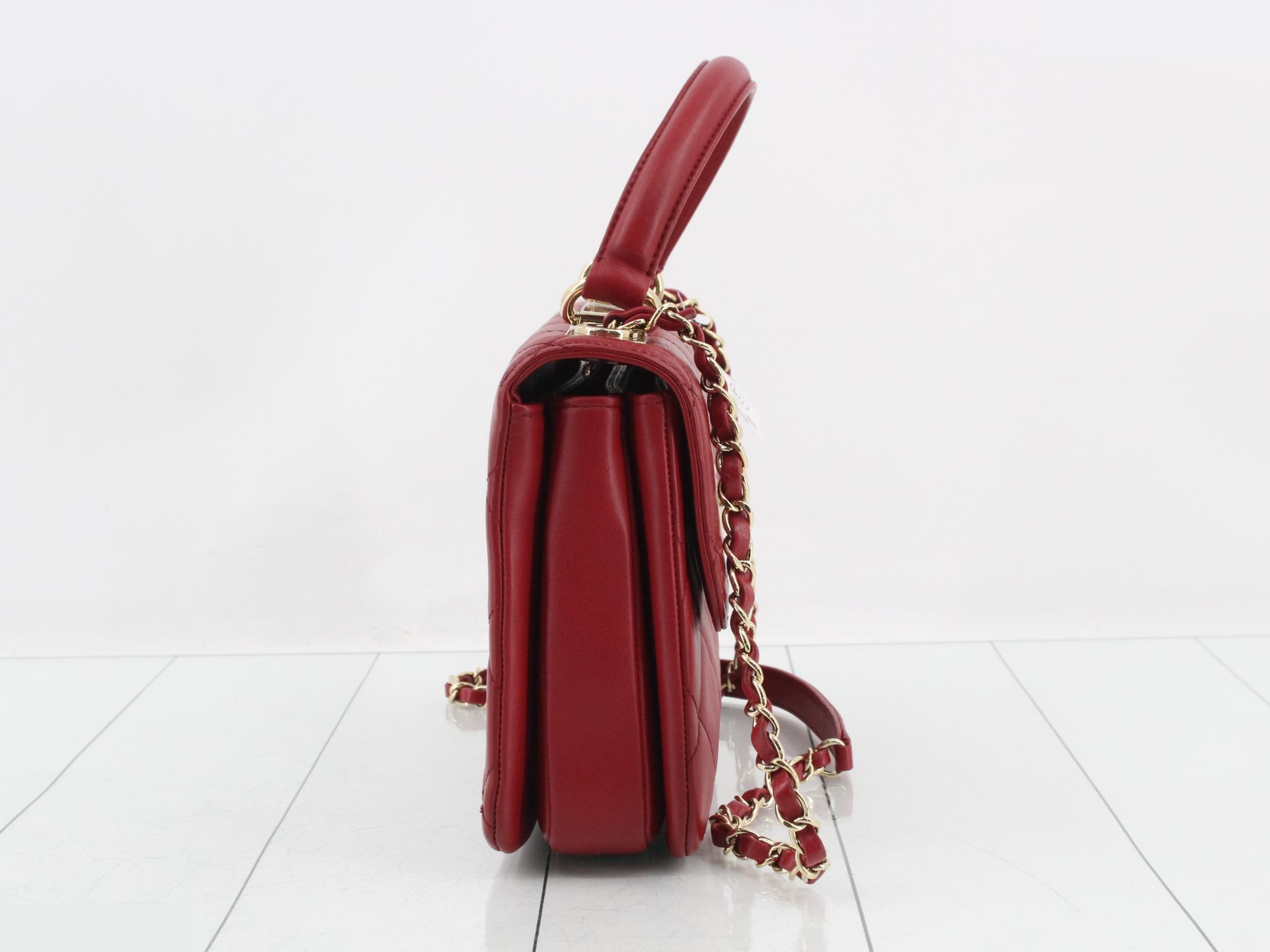 Trendy CC Leather Turnlock 2-Way Handbag — view 4