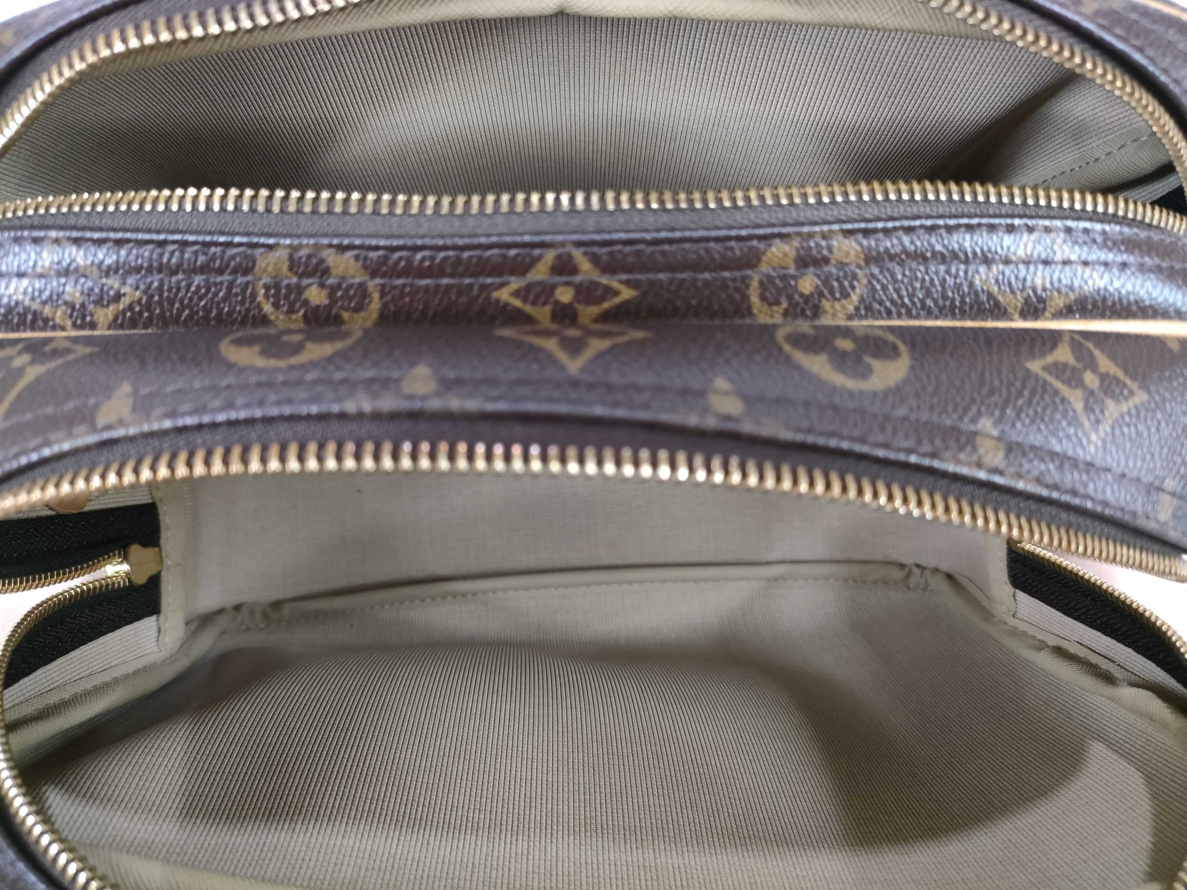 Monogram M45252 Reporter GM Shoulder Bag — view 10