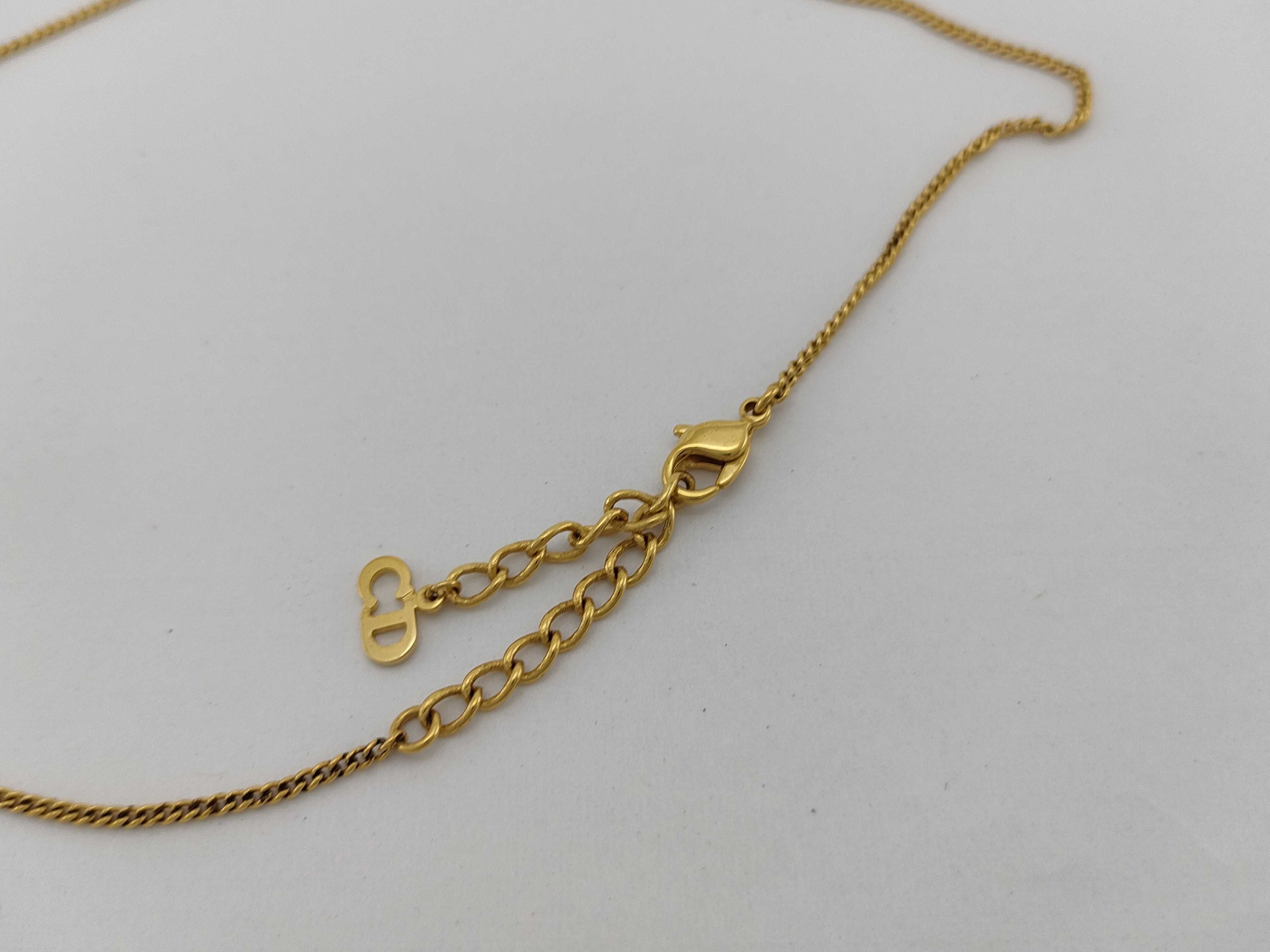 CD Pearl Necklace — view 4