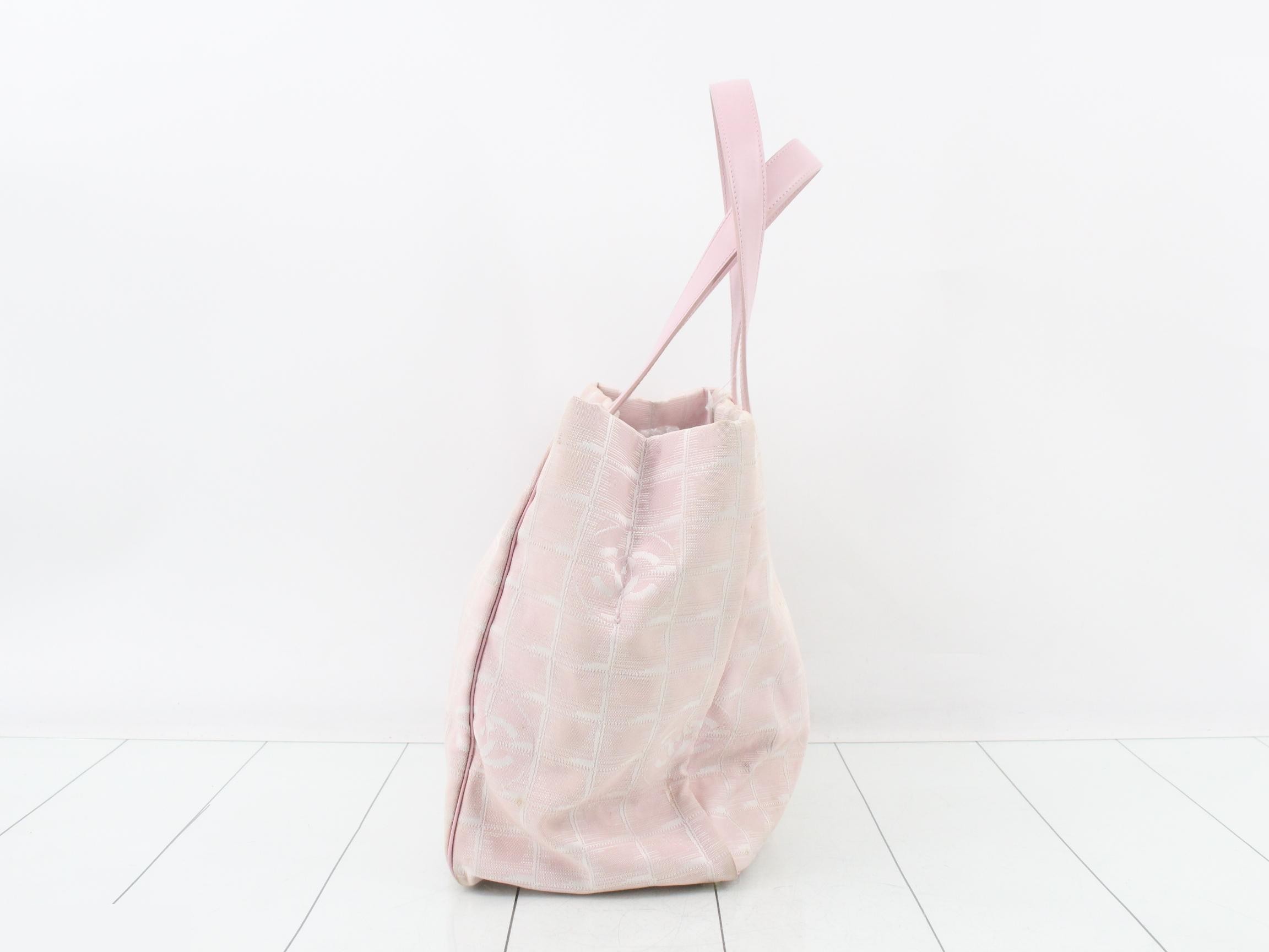 New Travel Line Nylon Tote Bag, Pink — view 3