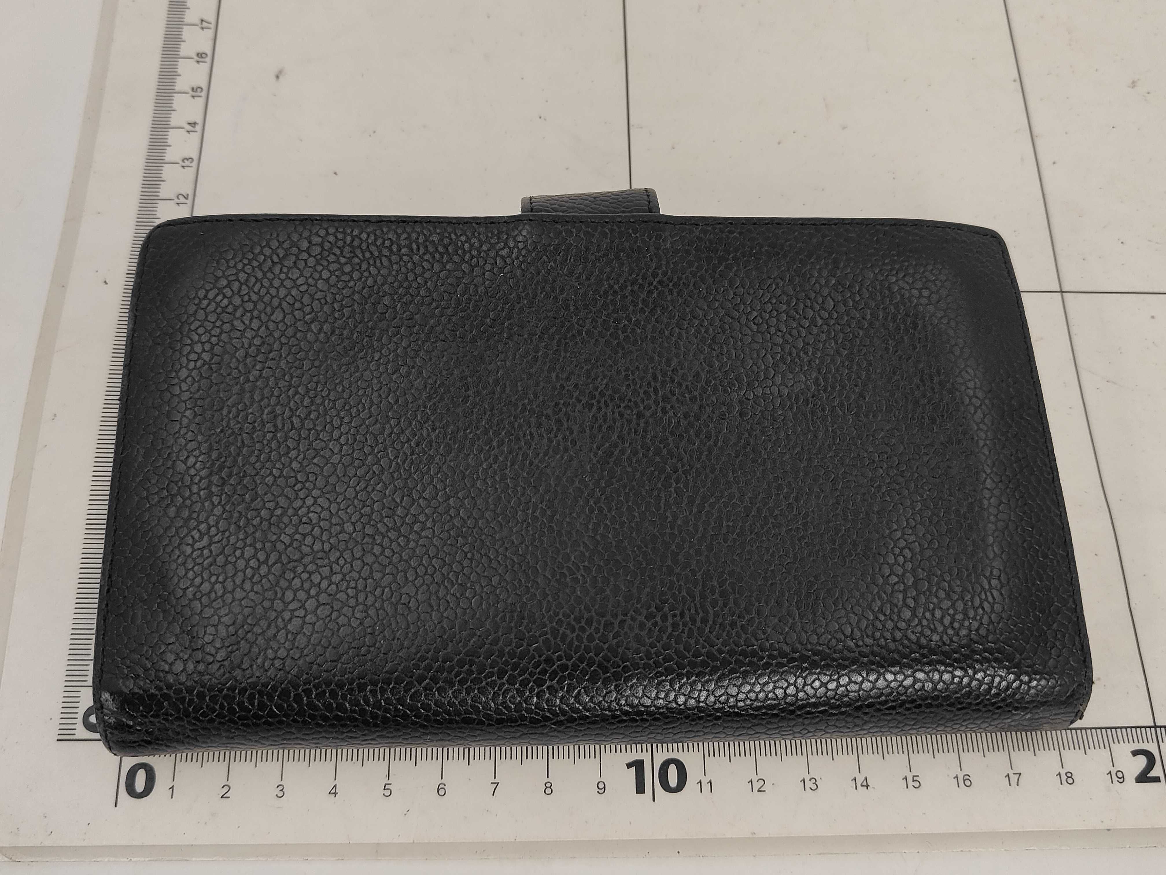 Caviar Leather Long Wallet (with seal/without G) — view 2