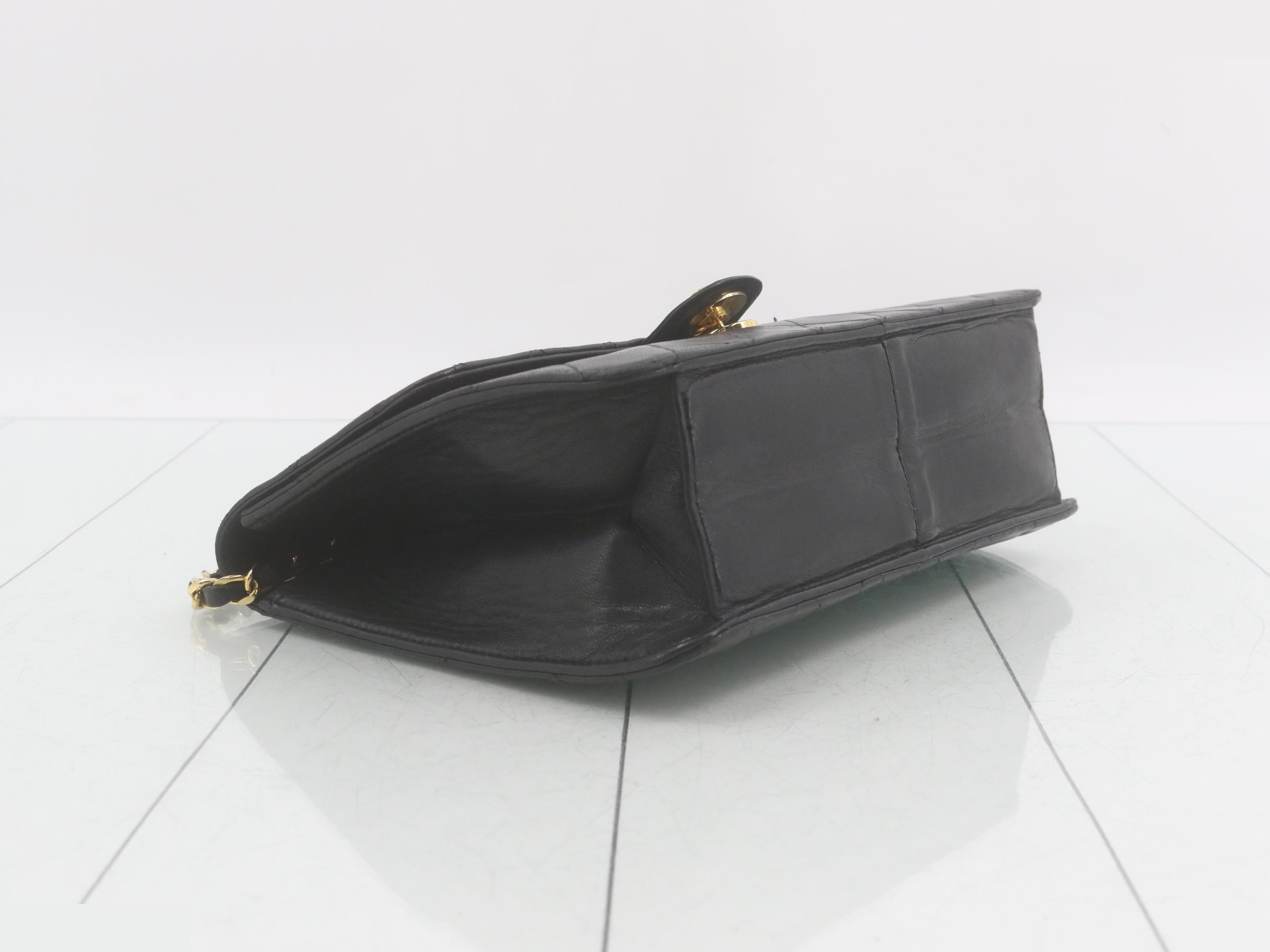Matelassé Push-Lock Shoulder Bag — view 5