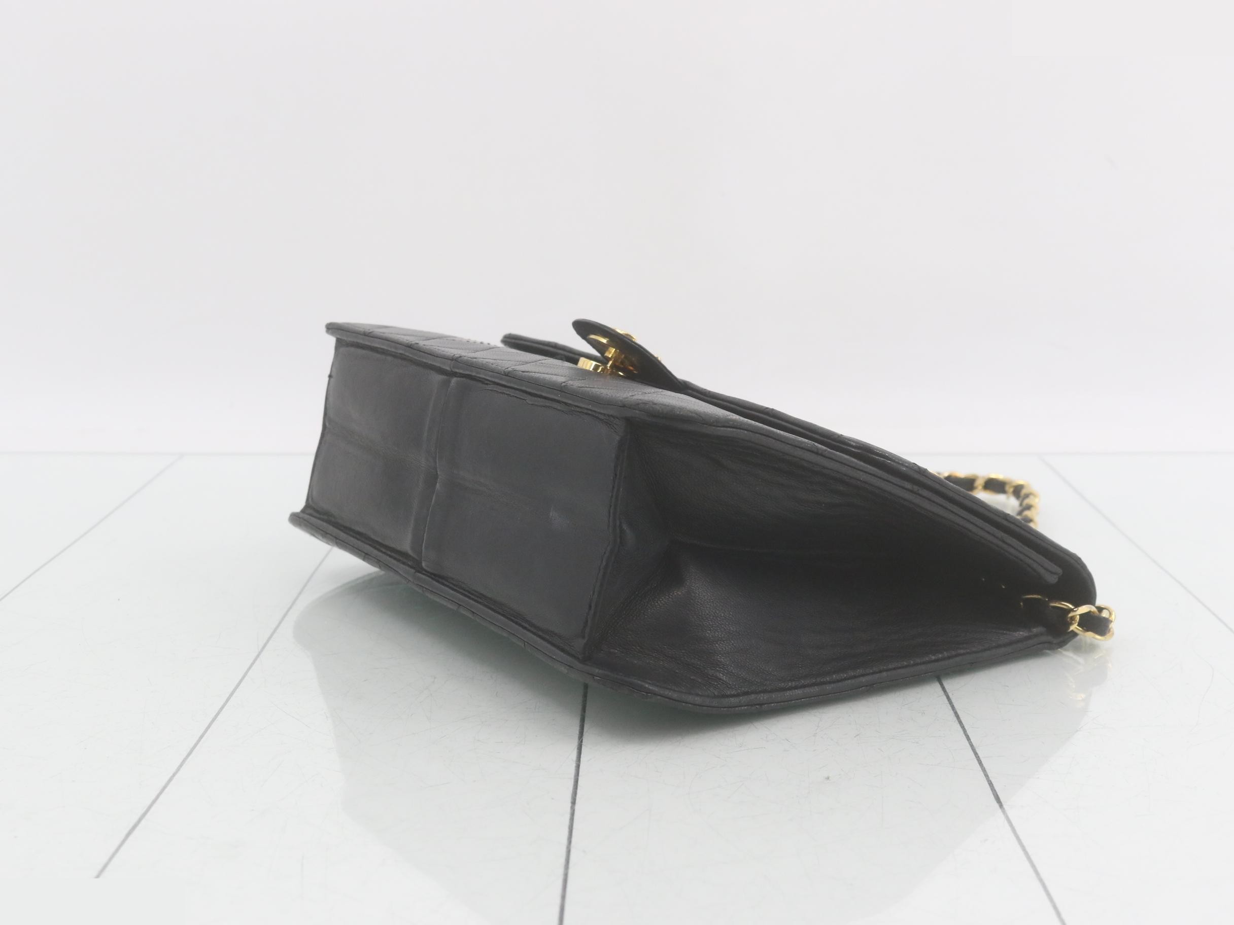 Matelassé Push-Lock Shoulder Bag — view 6