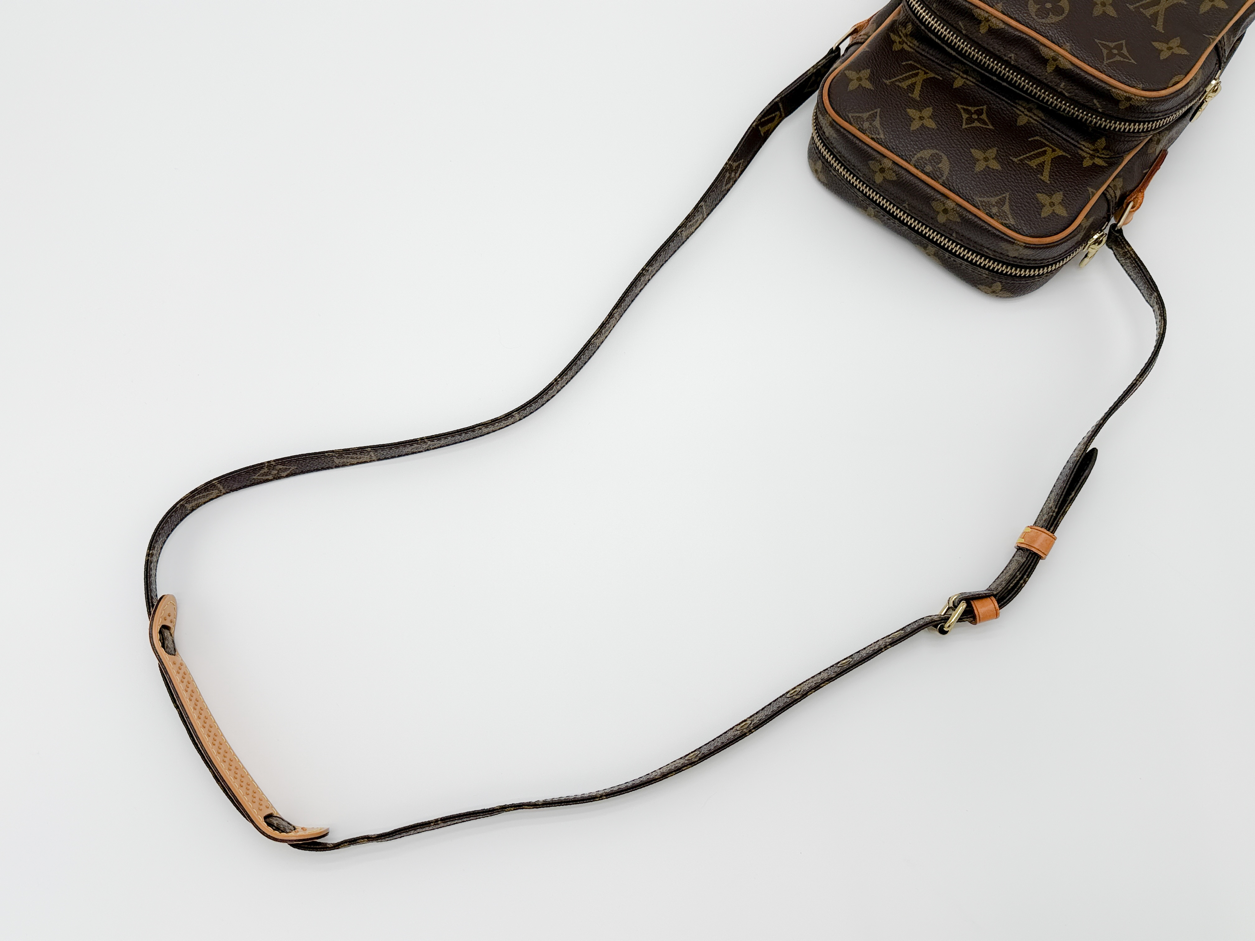 Monogram M45236 Amazon AR0021 No stickiness Shoulder bag — view 3