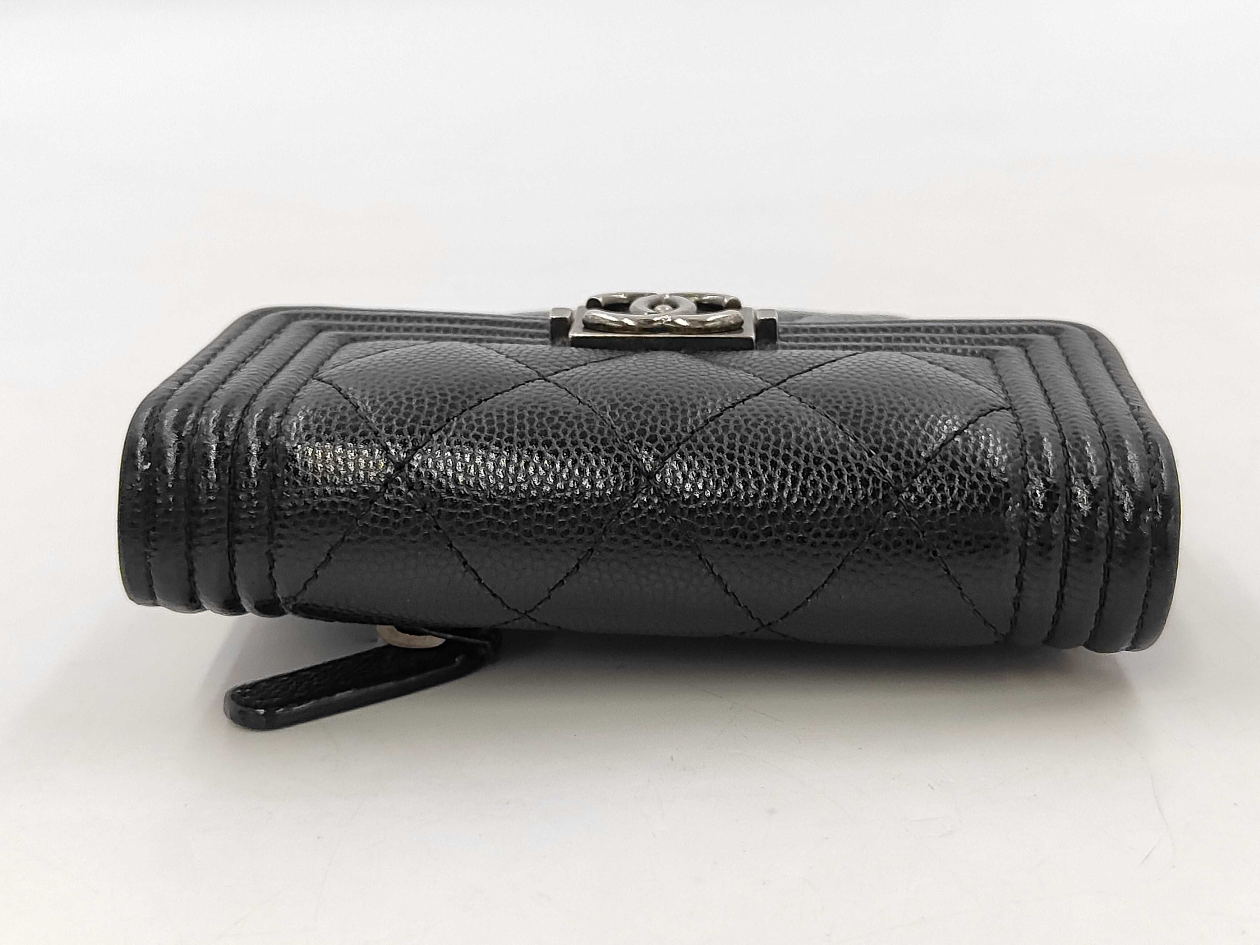 Boy Chanel Small Wallet — view 5